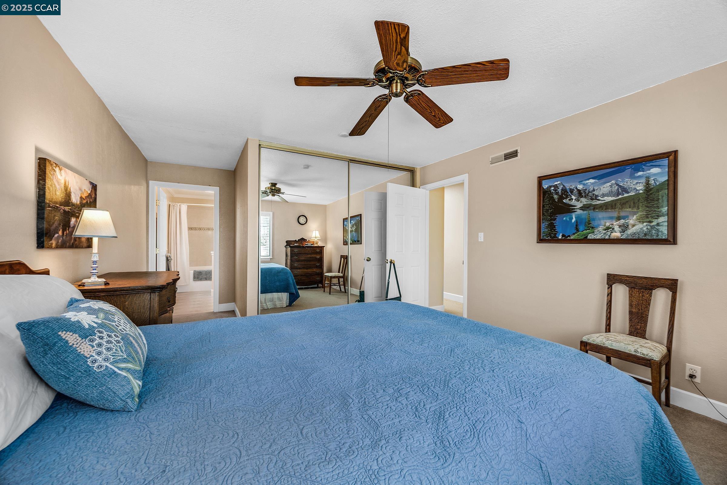 Detail Gallery Image 14 of 39 For 6129 Crater Lake Ct, Pleasanton,  CA 94588 - 6 Beds | 3/1 Baths