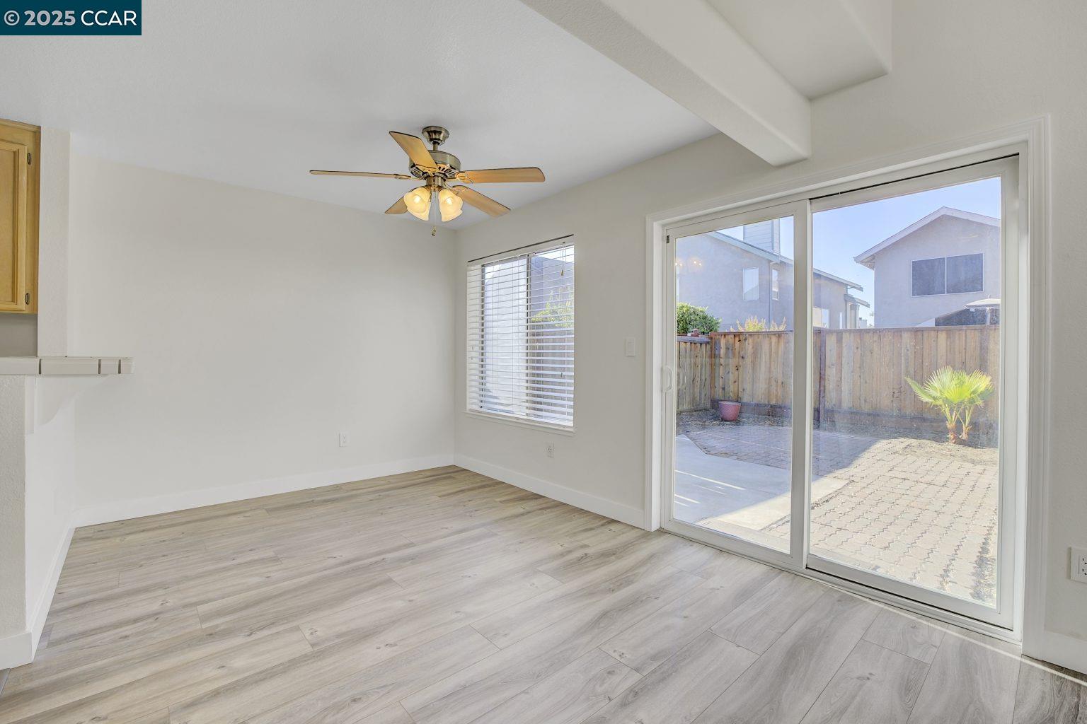 Detail Gallery Image 5 of 41 For 300 Bayview Dr, Oakley,  CA 94561 - 3 Beds | 2/1 Baths