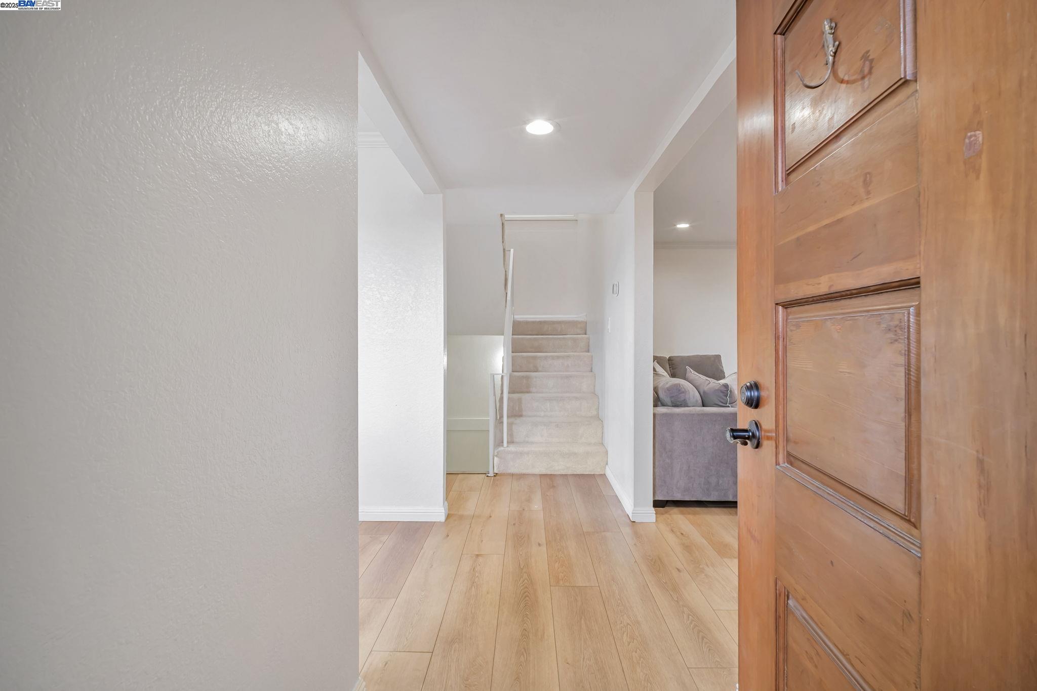 Photo #5: 41104201 Listing 