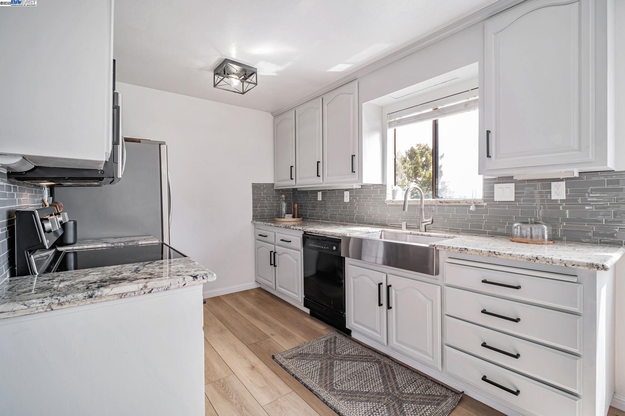 Photo #10: 41104201 Listing: Photo #10