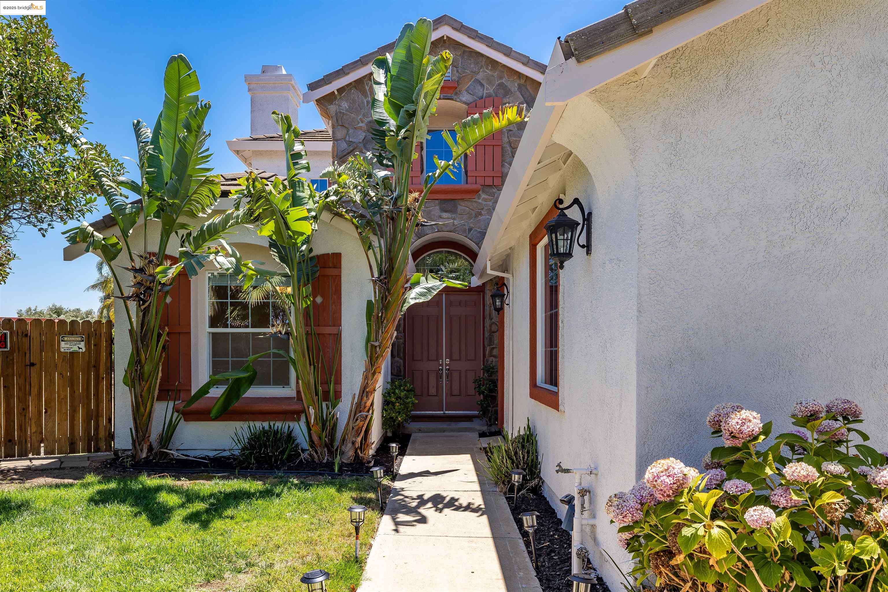 Detail Gallery Image 3 of 60 For 1300 Baylaurel Ct, Brentwood,  CA 94513 - 4 Beds | 3 Baths