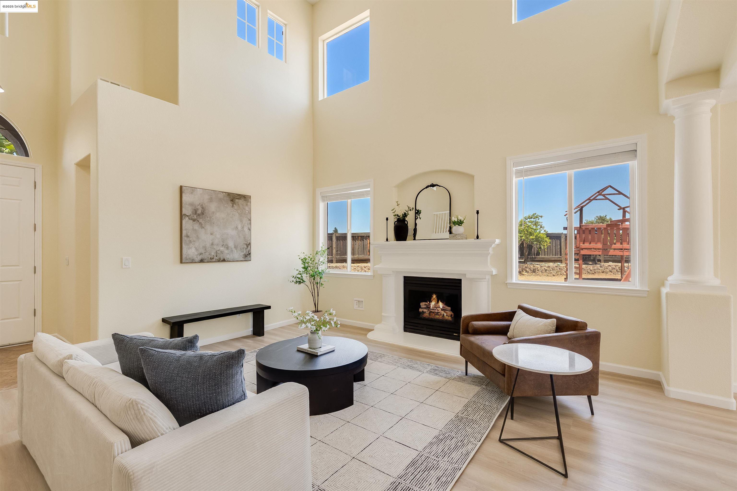 Detail Gallery Image 5 of 60 For 1300 Baylaurel Ct, Brentwood,  CA 94513 - 4 Beds | 3 Baths