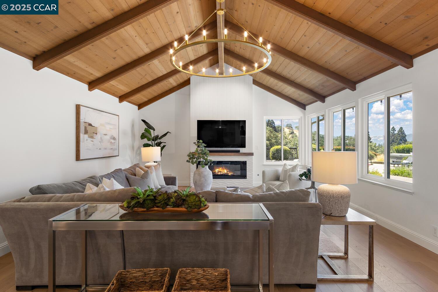 Detail Gallery Image 15 of 59 For 380 Bryan Drive, Alamo,  CA 94507 - 4 Beds | 3 Baths