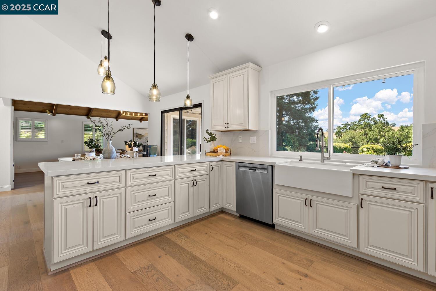 Detail Gallery Image 22 of 59 For 380 Bryan Drive, Alamo,  CA 94507 - 4 Beds | 3 Baths