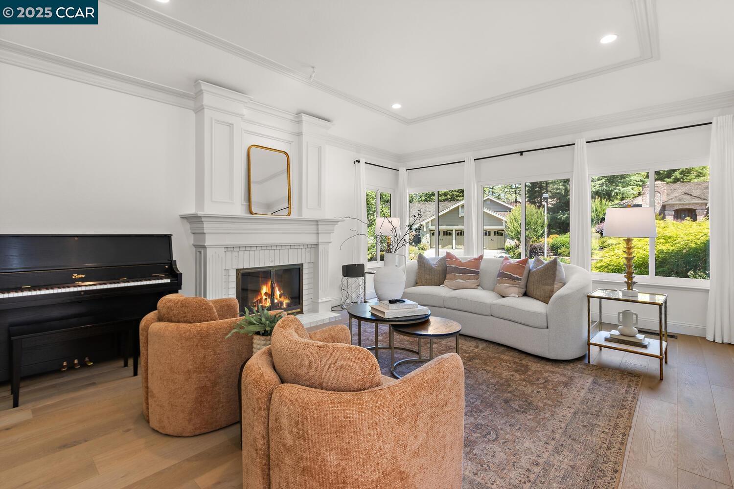 Detail Gallery Image 8 of 59 For 380 Bryan Drive, Alamo,  CA 94507 - 4 Beds | 3 Baths
