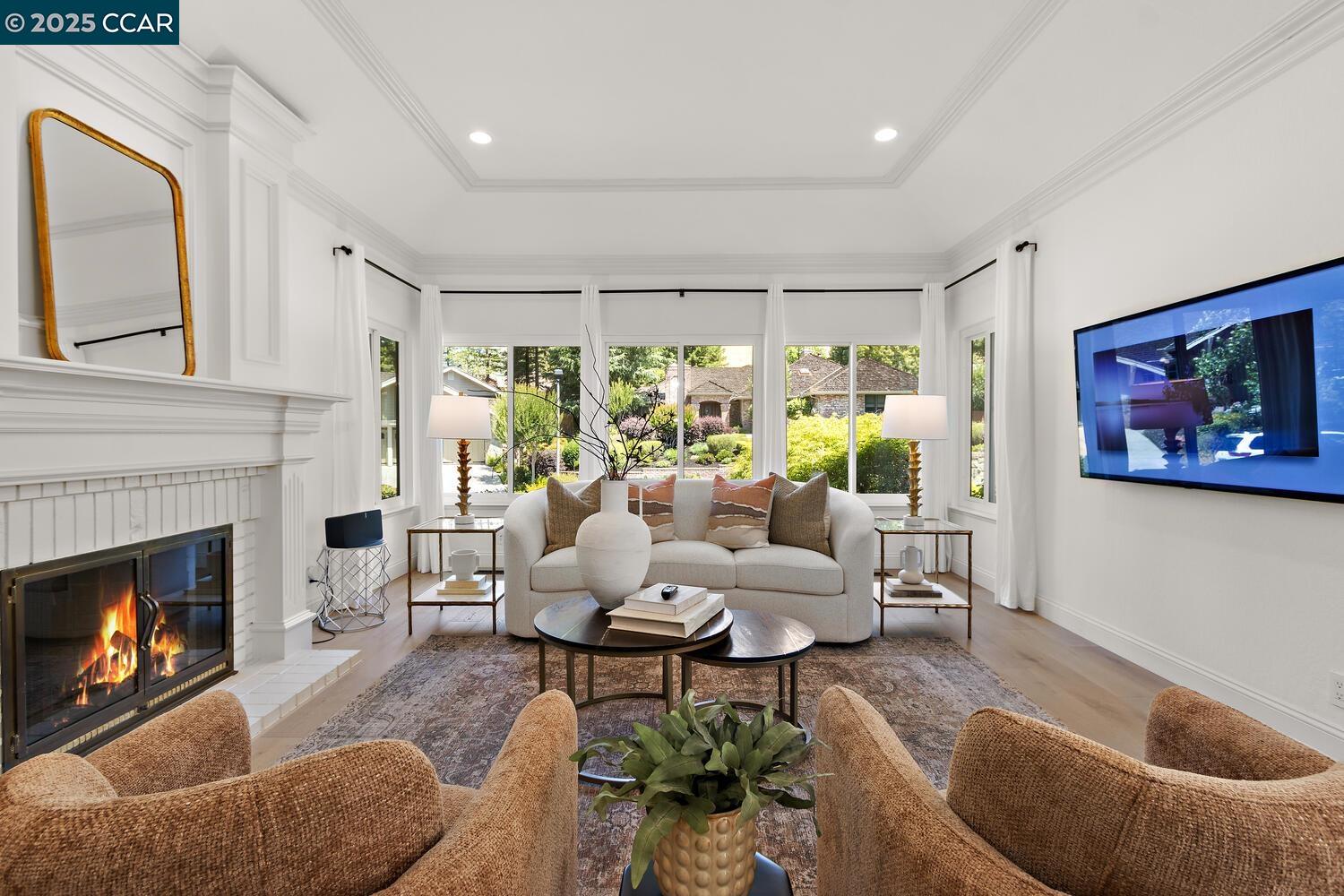 Detail Gallery Image 9 of 59 For 380 Bryan Drive, Alamo,  CA 94507 - 4 Beds | 3 Baths