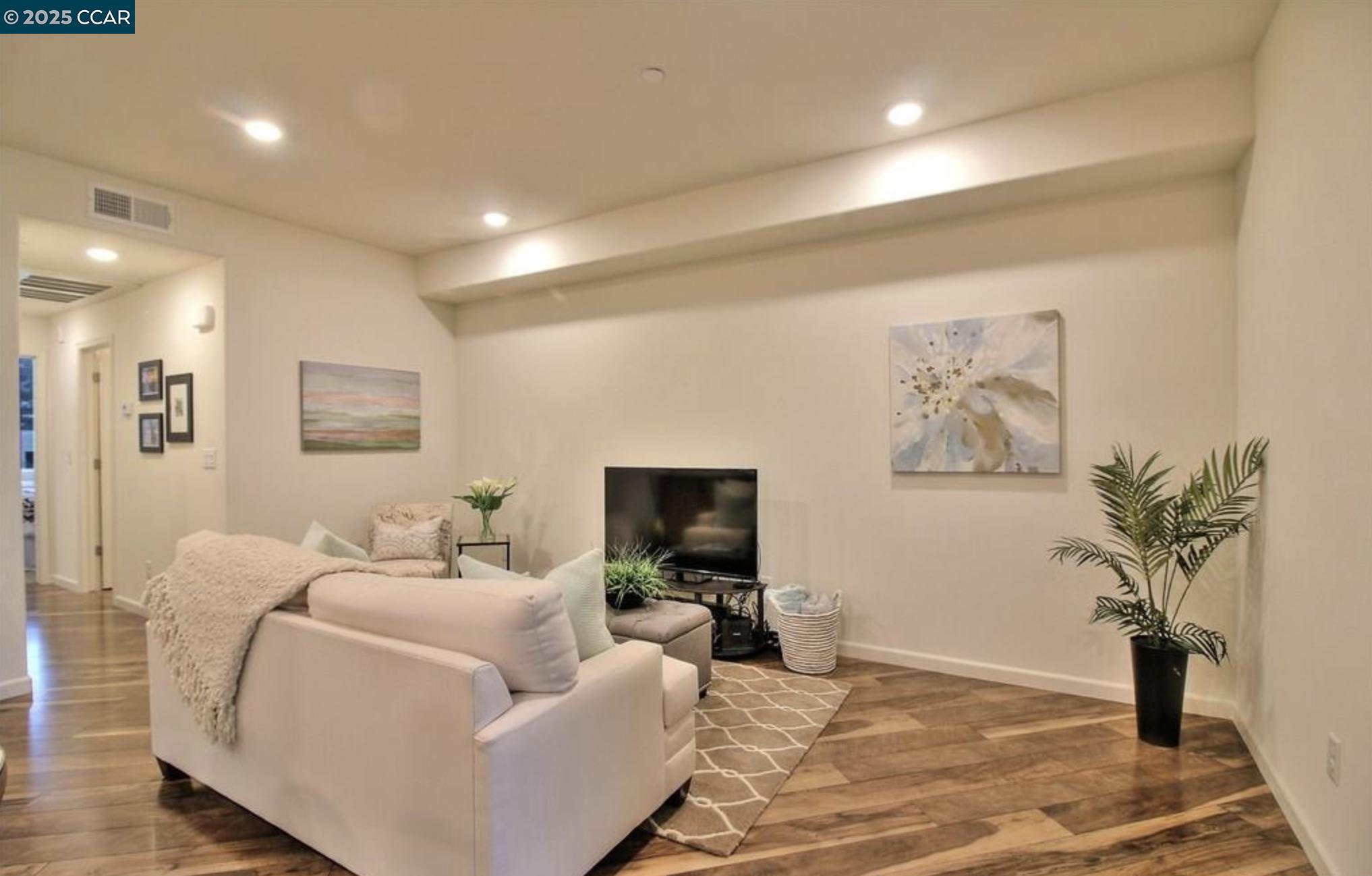 Detail Gallery Image 14 of 31 For 4708 Norris Canyon Rd #204,  San Ramon,  CA 94583 - 3 Beds | 2 Baths