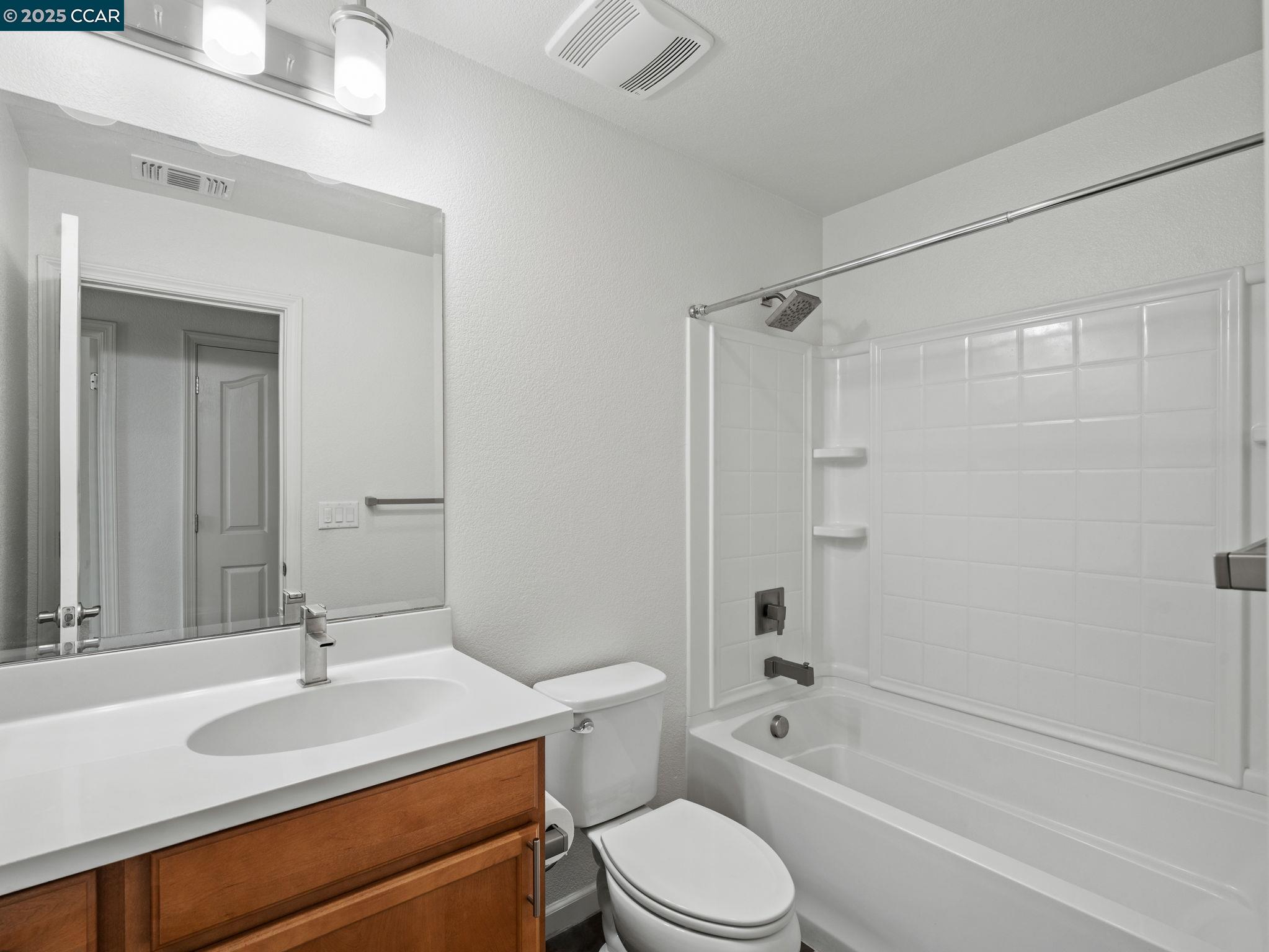 Detail Gallery Image 22 of 31 For 4708 Norris Canyon Rd #204,  San Ramon,  CA 94583 - 3 Beds | 2 Baths