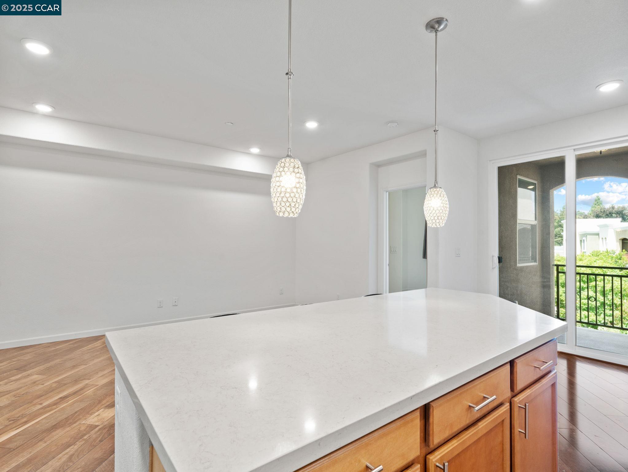 Detail Gallery Image 8 of 31 For 4708 Norris Canyon Rd #204,  San Ramon,  CA 94583 - 3 Beds | 2 Baths