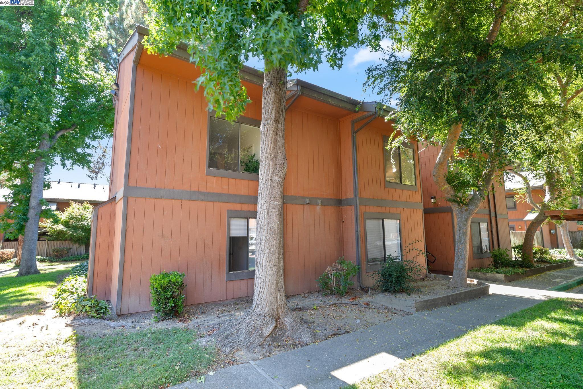 Photo #2: 41104207 Listing 