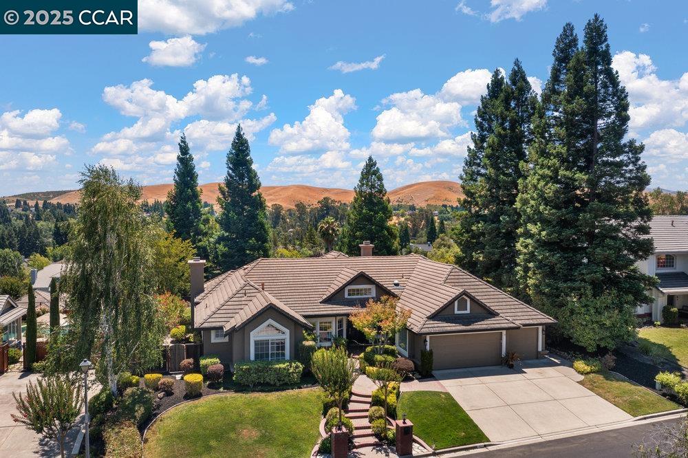 Detail Gallery Image 1 of 49 For 150 Alta Vista Way, Danville,  CA 94506 - 4 Beds | 3 Baths