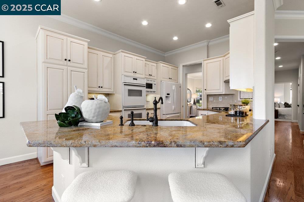 Detail Gallery Image 18 of 49 For 150 Alta Vista Way, Danville,  CA 94506 - 4 Beds | 3 Baths