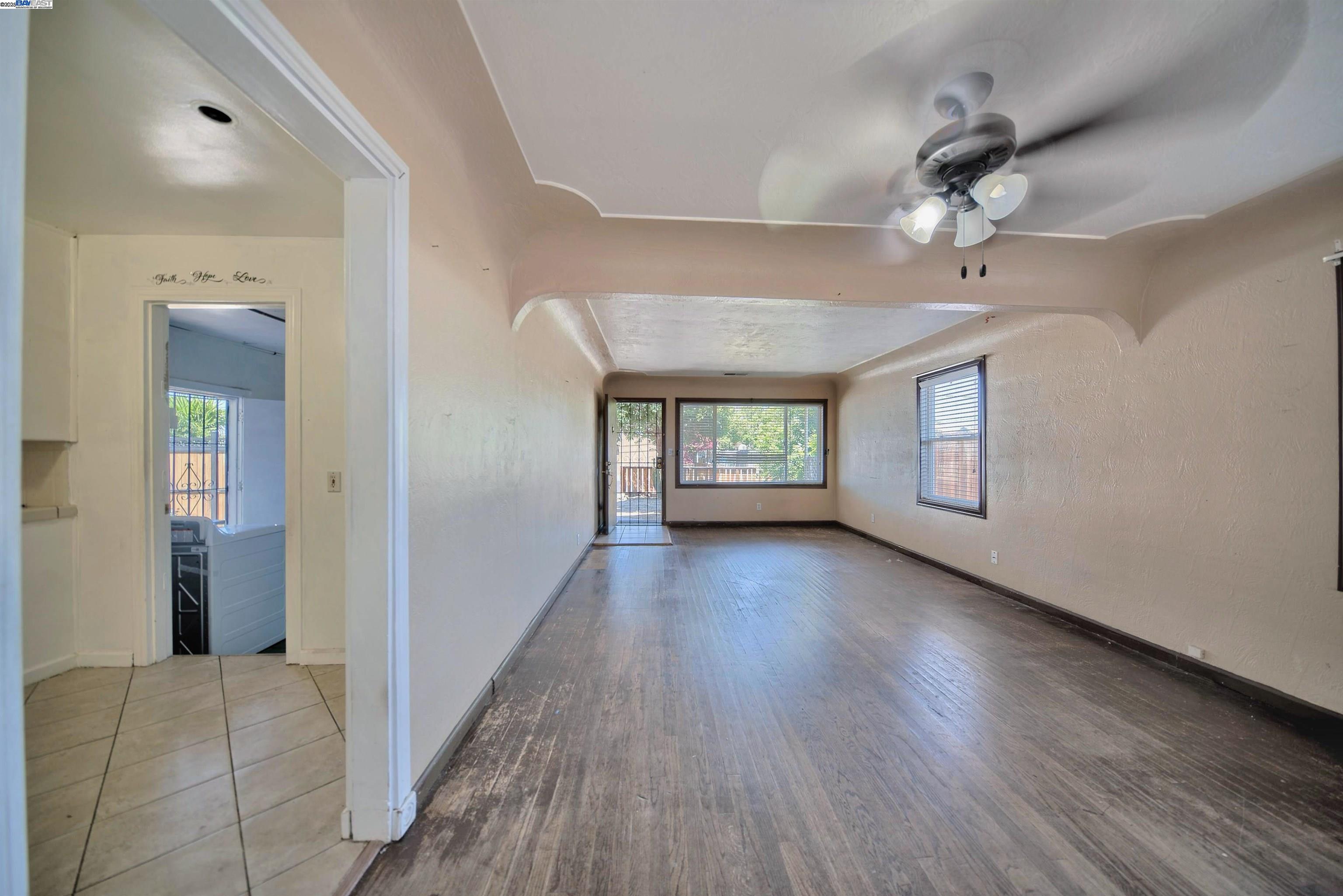 Detail Gallery Image 15 of 30 For 408 Sequoia Ave, Manteca,  CA 95337 - 3 Beds | 1 Baths