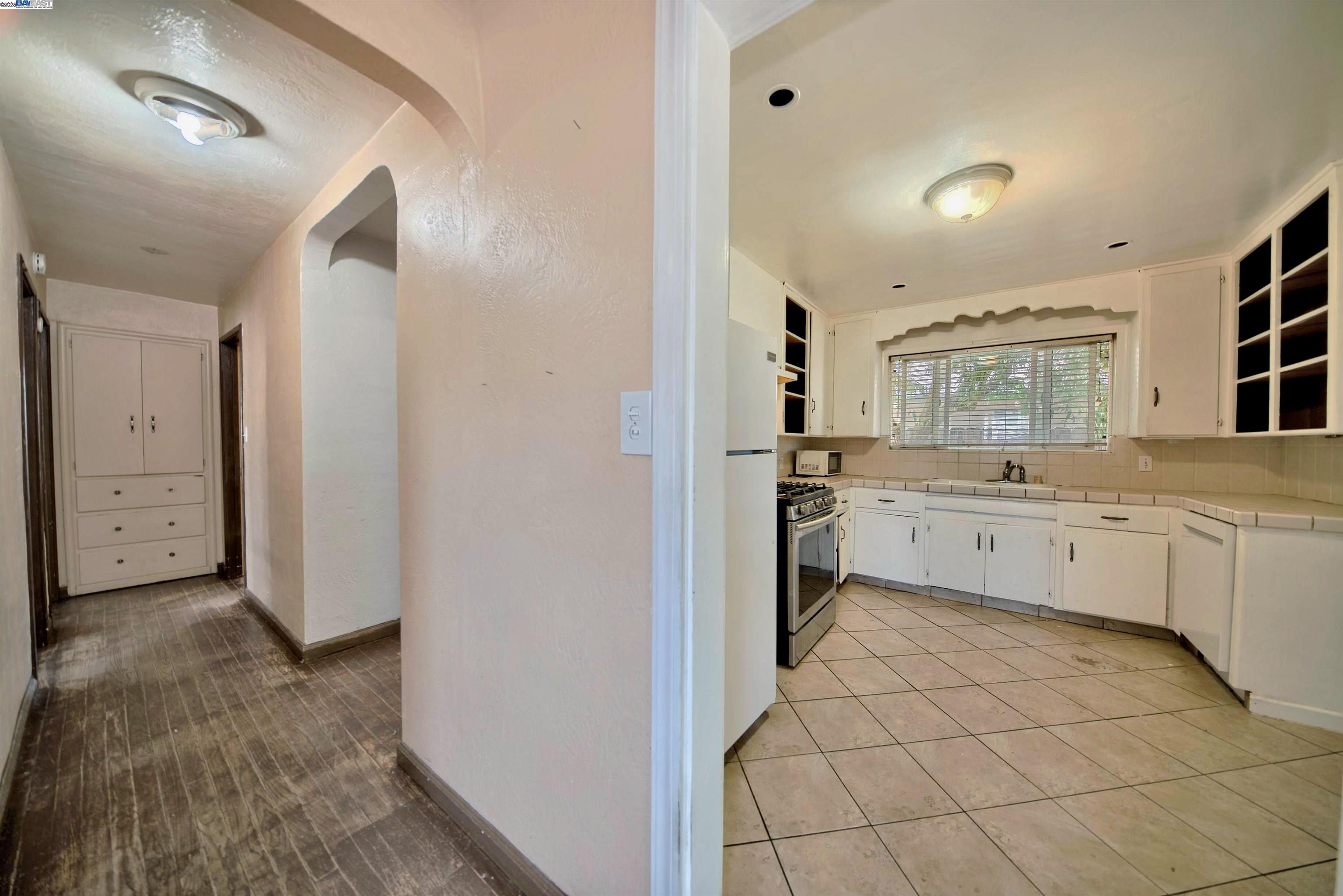 Detail Gallery Image 17 of 30 For 408 Sequoia Ave, Manteca,  CA 95337 - 3 Beds | 1 Baths
