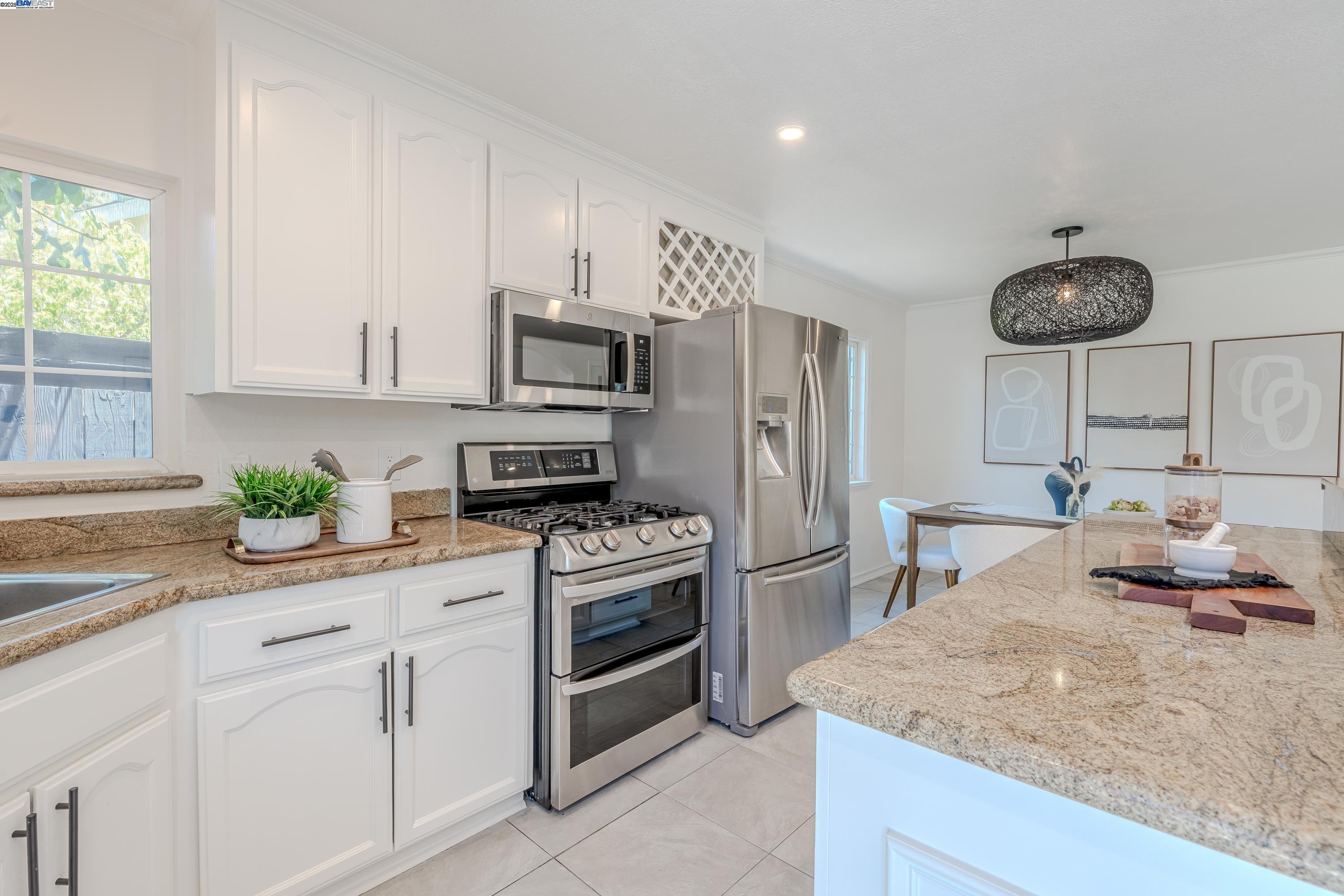 Detail Gallery Image 15 of 38 For 4438 Jonquil Dr, San Jose,  CA 95136 - 3 Beds | 2 Baths