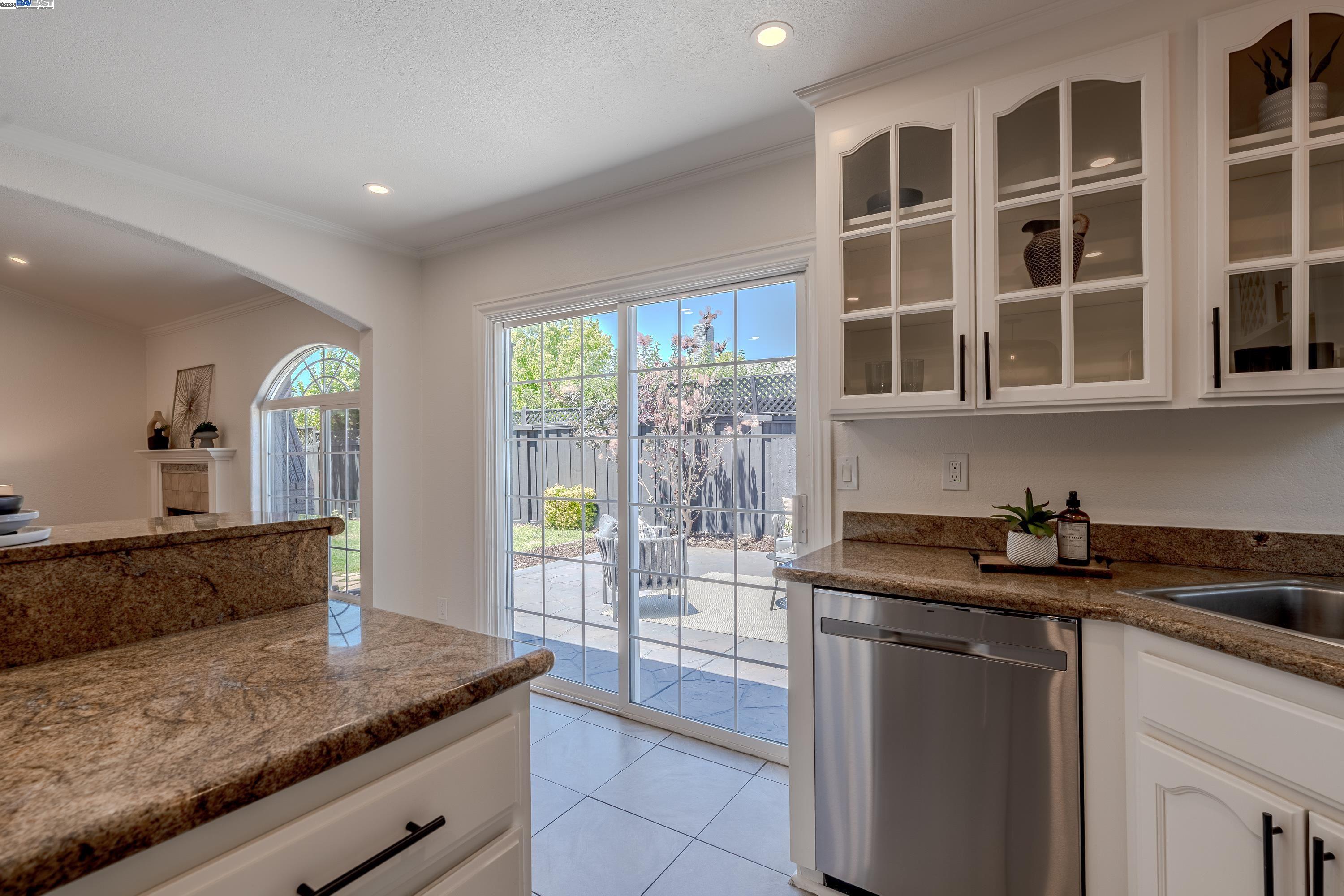 Detail Gallery Image 17 of 38 For 4438 Jonquil Dr, San Jose,  CA 95136 - 3 Beds | 2 Baths