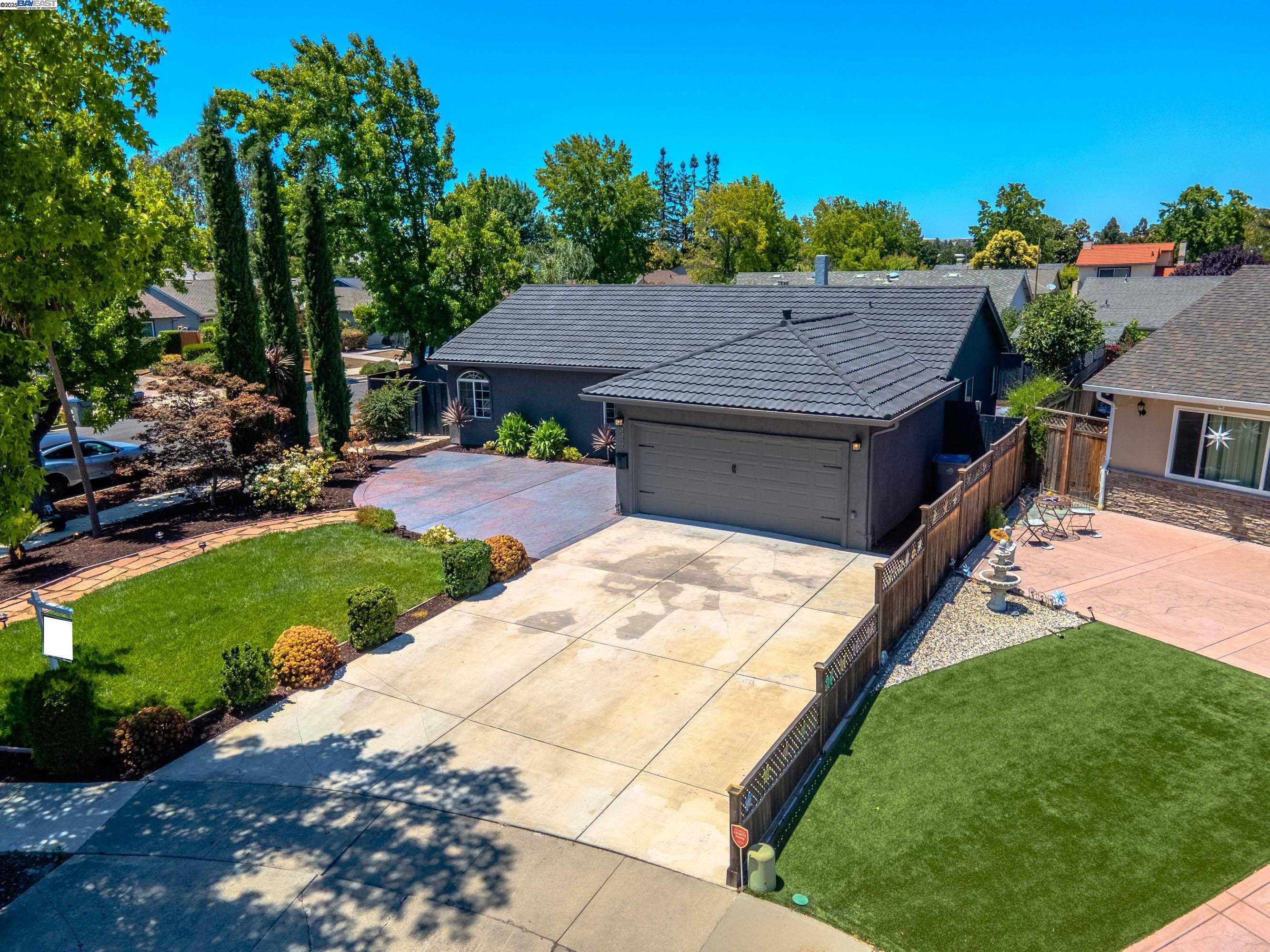 Detail Gallery Image 4 of 38 For 4438 Jonquil Dr, San Jose,  CA 95136 - 3 Beds | 2 Baths