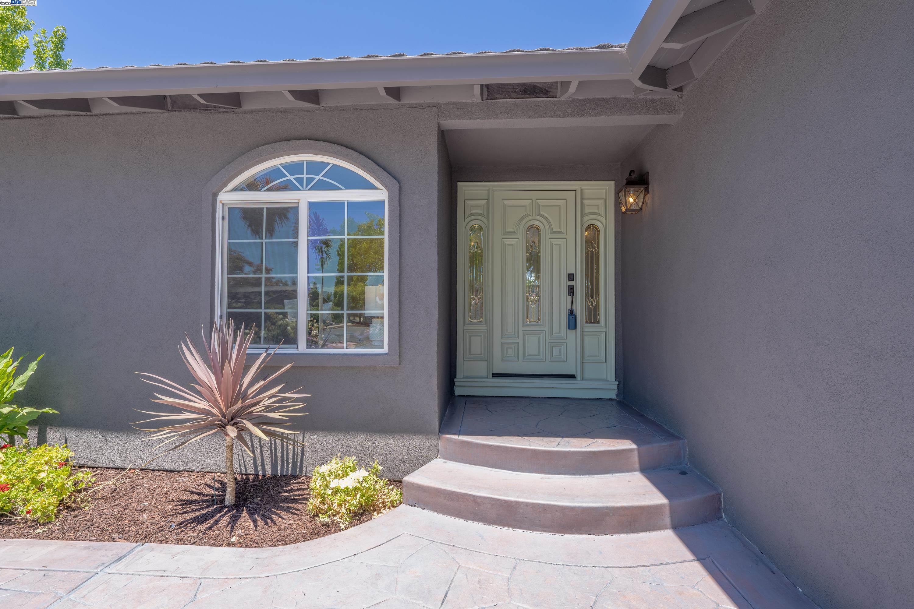 Detail Gallery Image 6 of 38 For 4438 Jonquil Dr, San Jose,  CA 95136 - 3 Beds | 2 Baths