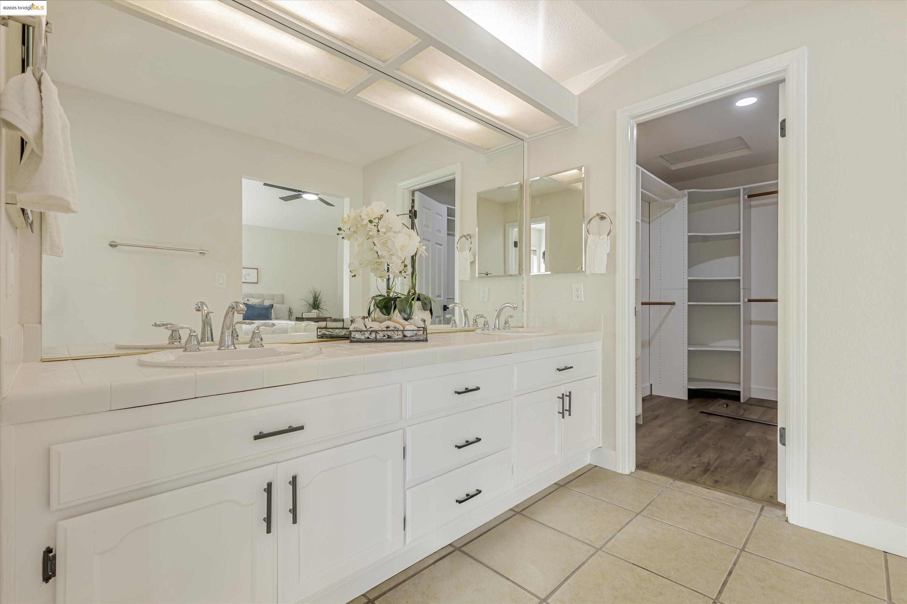 Detail Gallery Image 22 of 46 For 5150 Edgeview Dr, Discovery Bay,  CA 94505 - 3 Beds | 2 Baths