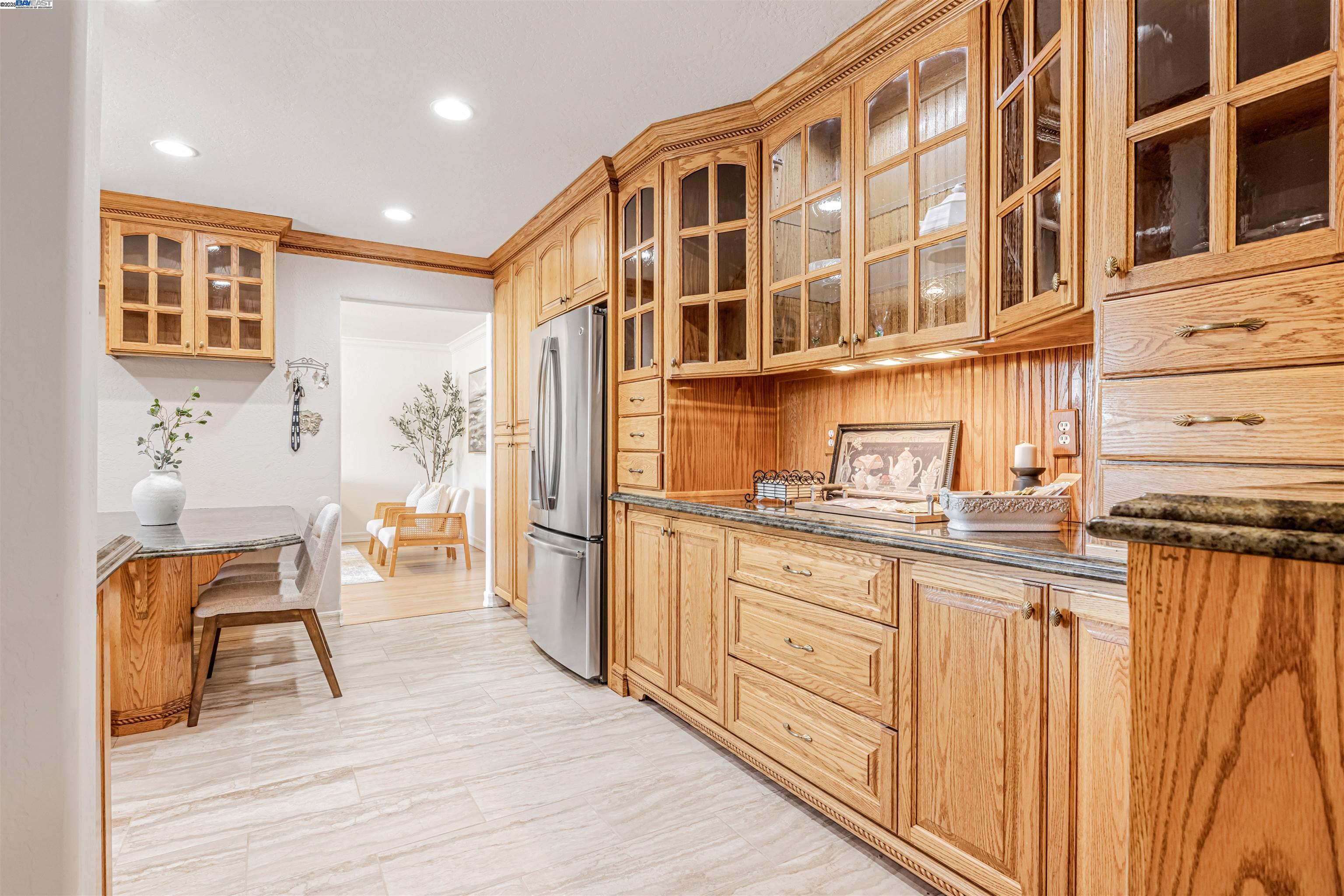 Detail Gallery Image 13 of 34 For 4150 Corrigan Dr, Fremont,  CA 94536 - 4 Beds | 2 Baths