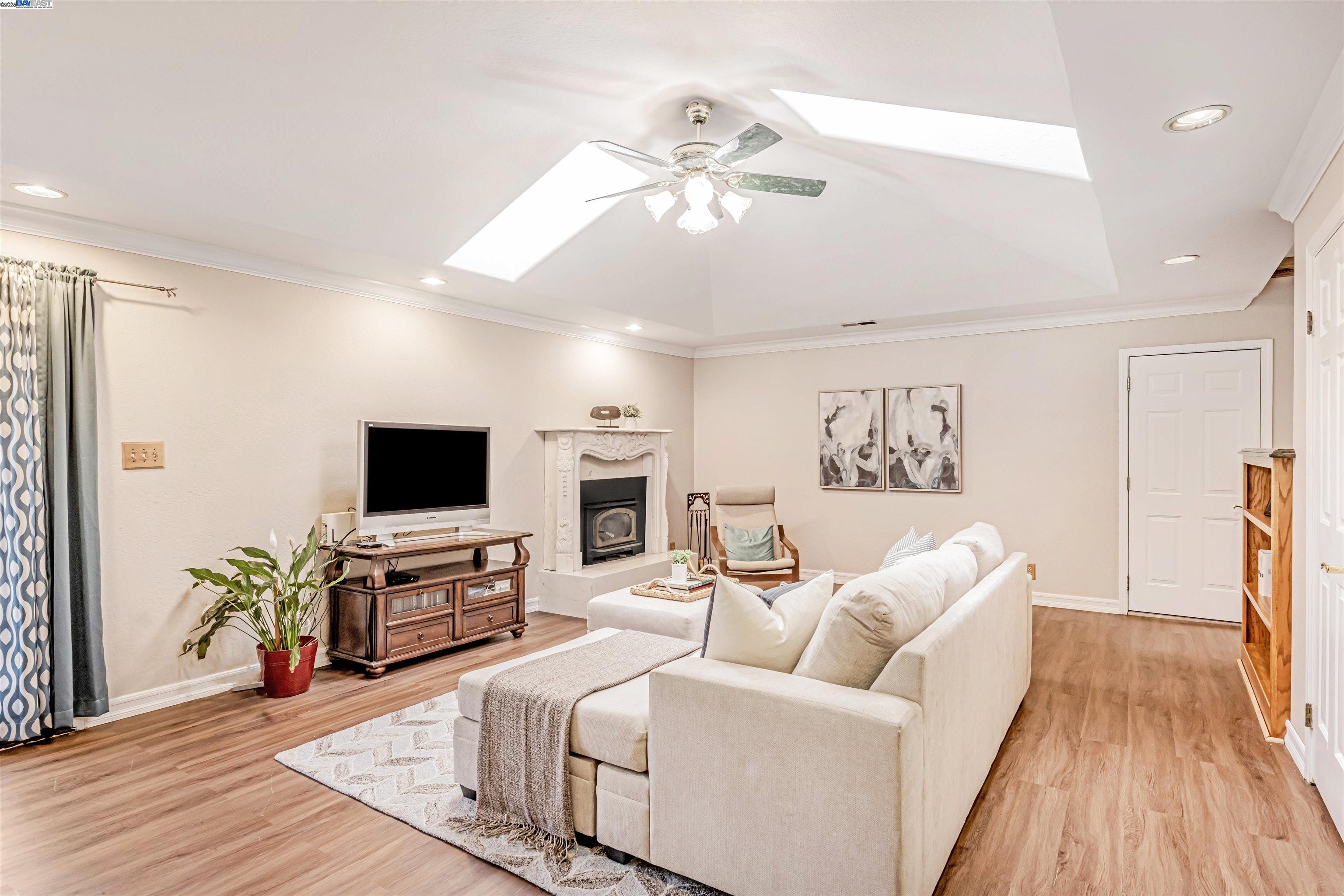 Detail Gallery Image 15 of 34 For 4150 Corrigan Dr, Fremont,  CA 94536 - 4 Beds | 2 Baths
