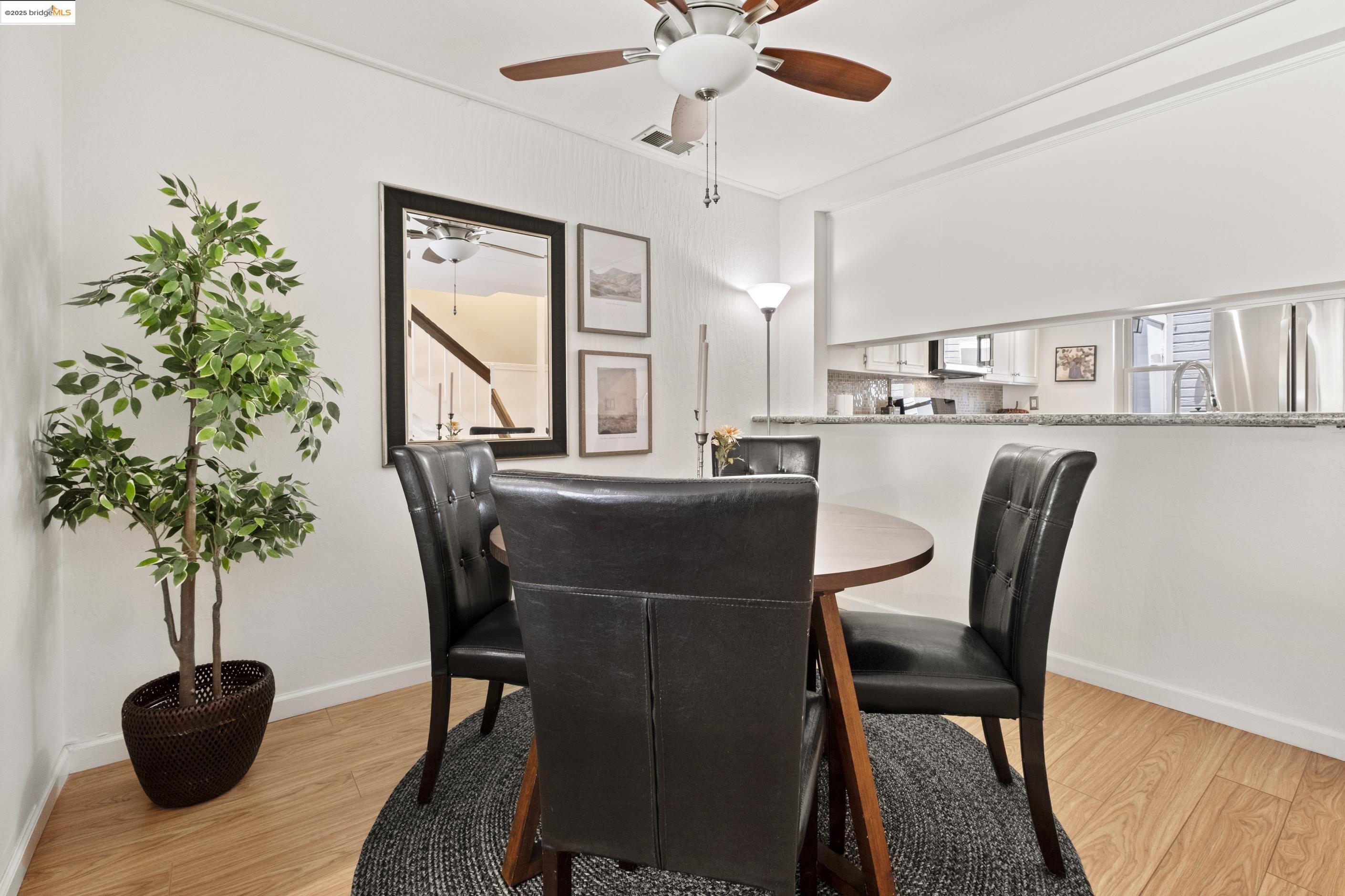 Photo #8: 41104216 Listing: Photo #8