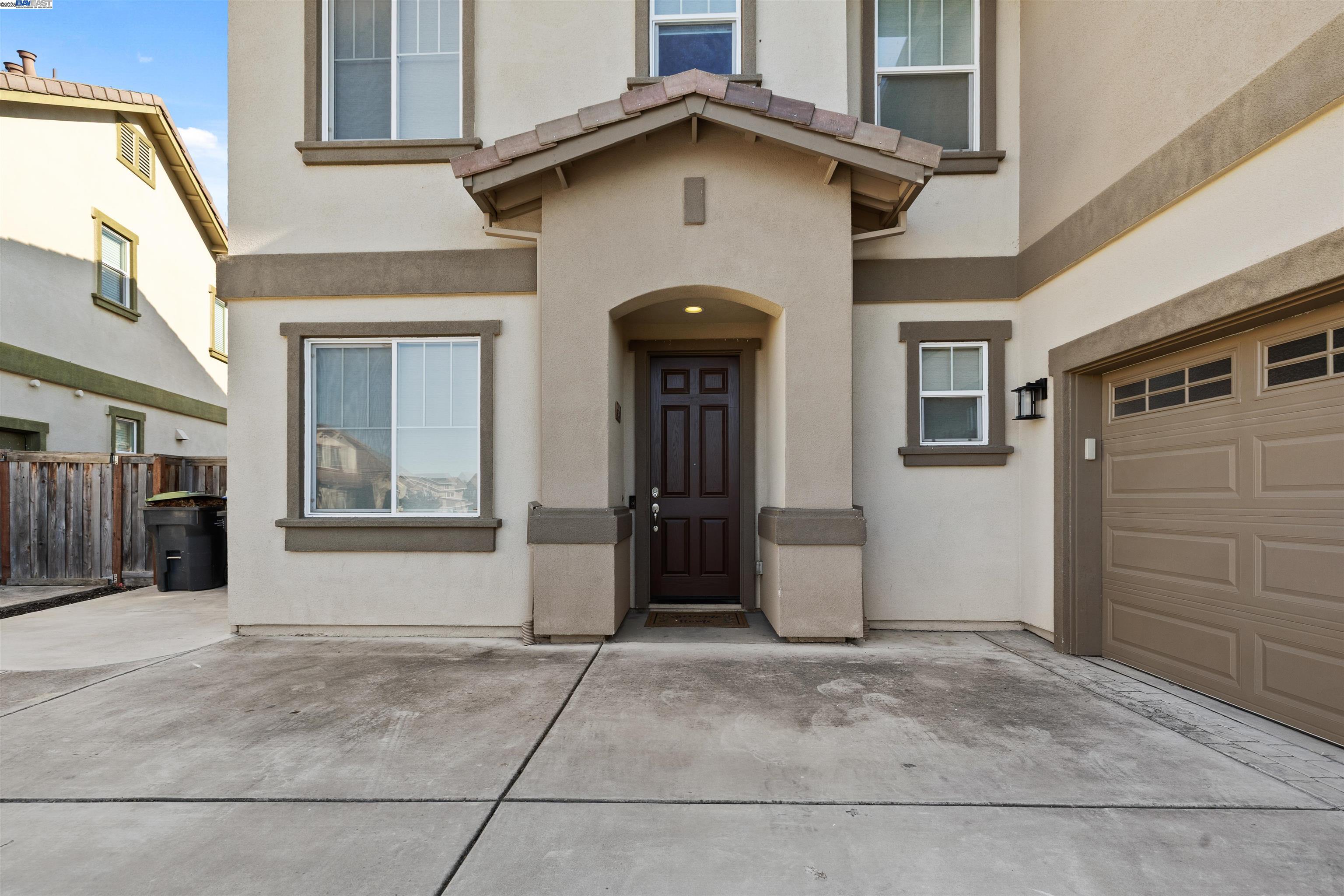 Detail Gallery Image 2 of 44 For 4717 Black Oak Ct, Fairfield,  CA 94534 - 4 Beds | 3 Baths