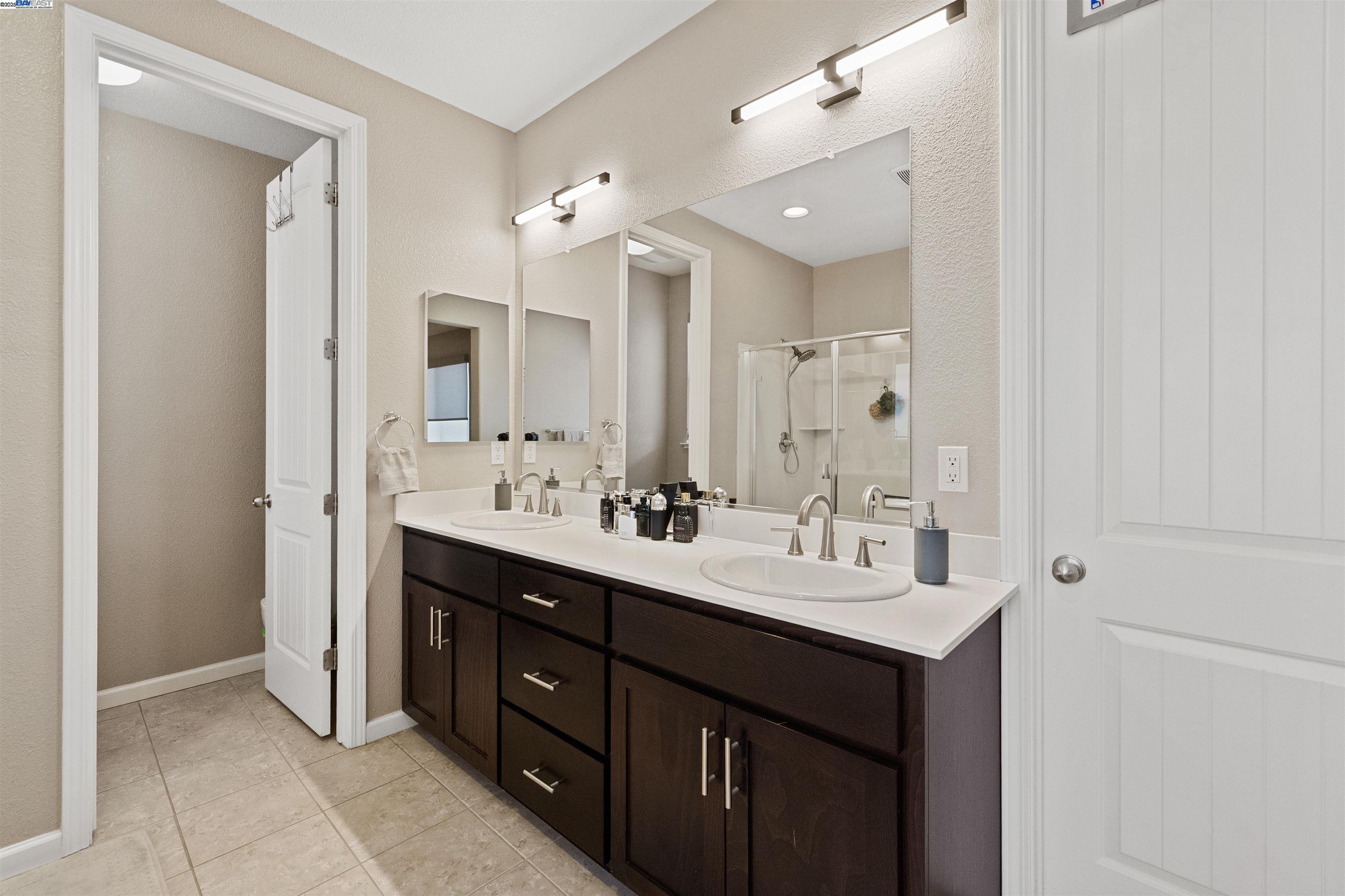 Detail Gallery Image 24 of 44 For 4717 Black Oak Ct, Fairfield,  CA 94534 - 4 Beds | 3 Baths