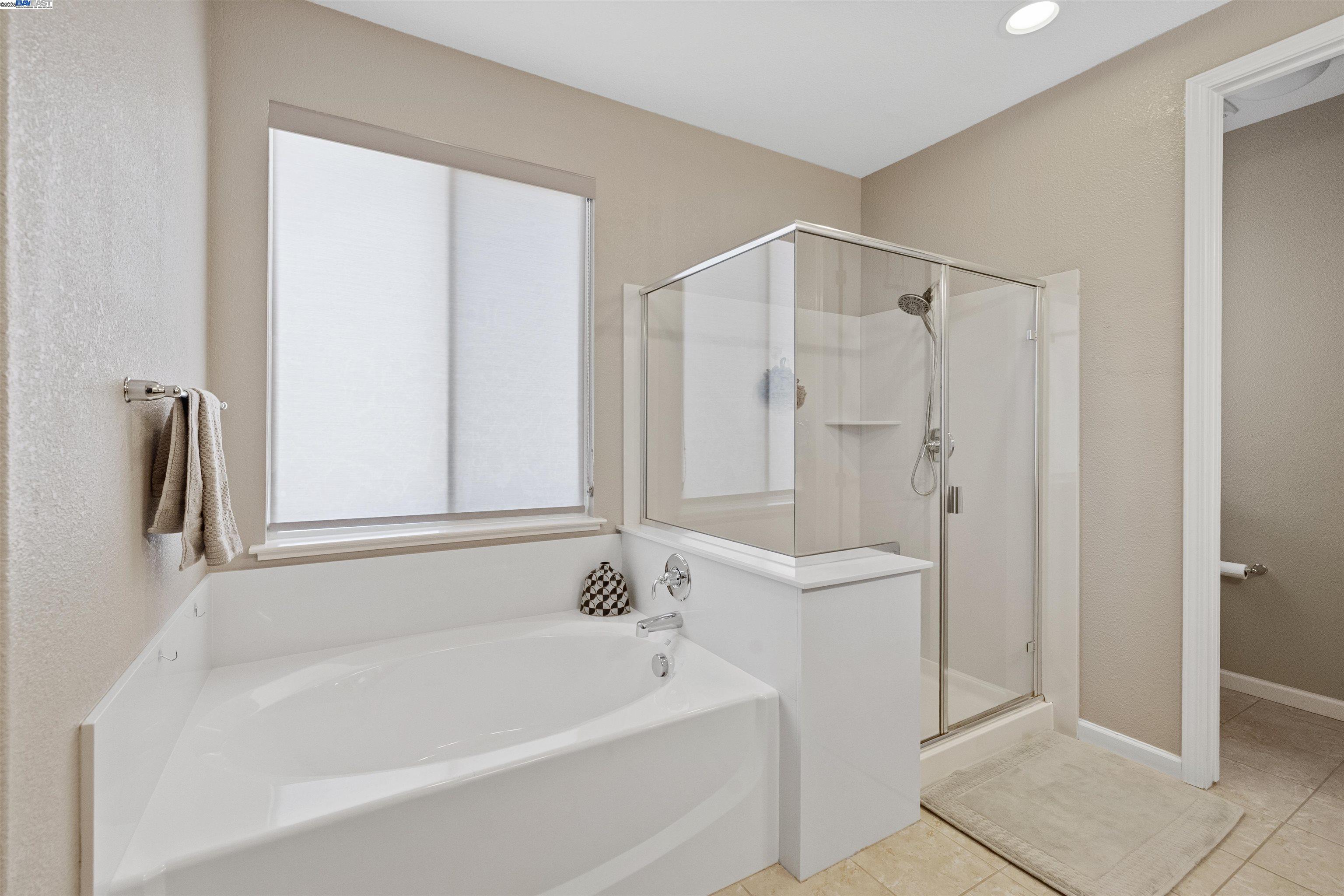 Detail Gallery Image 25 of 44 For 4717 Black Oak Ct, Fairfield,  CA 94534 - 4 Beds | 3 Baths