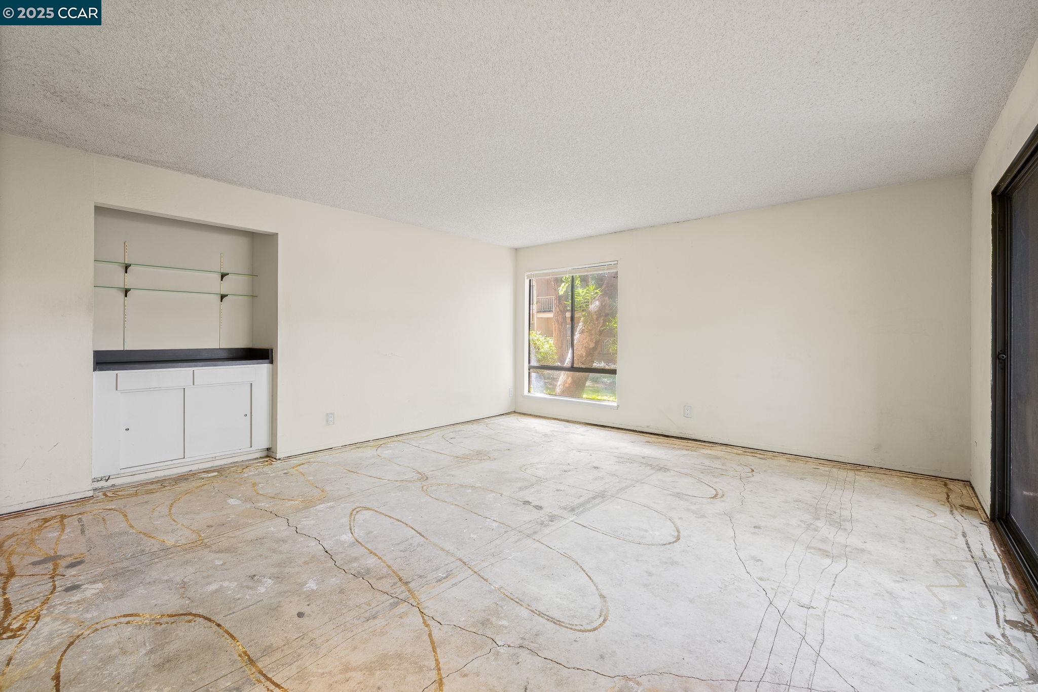 Photo #2: 41104219 Listing 