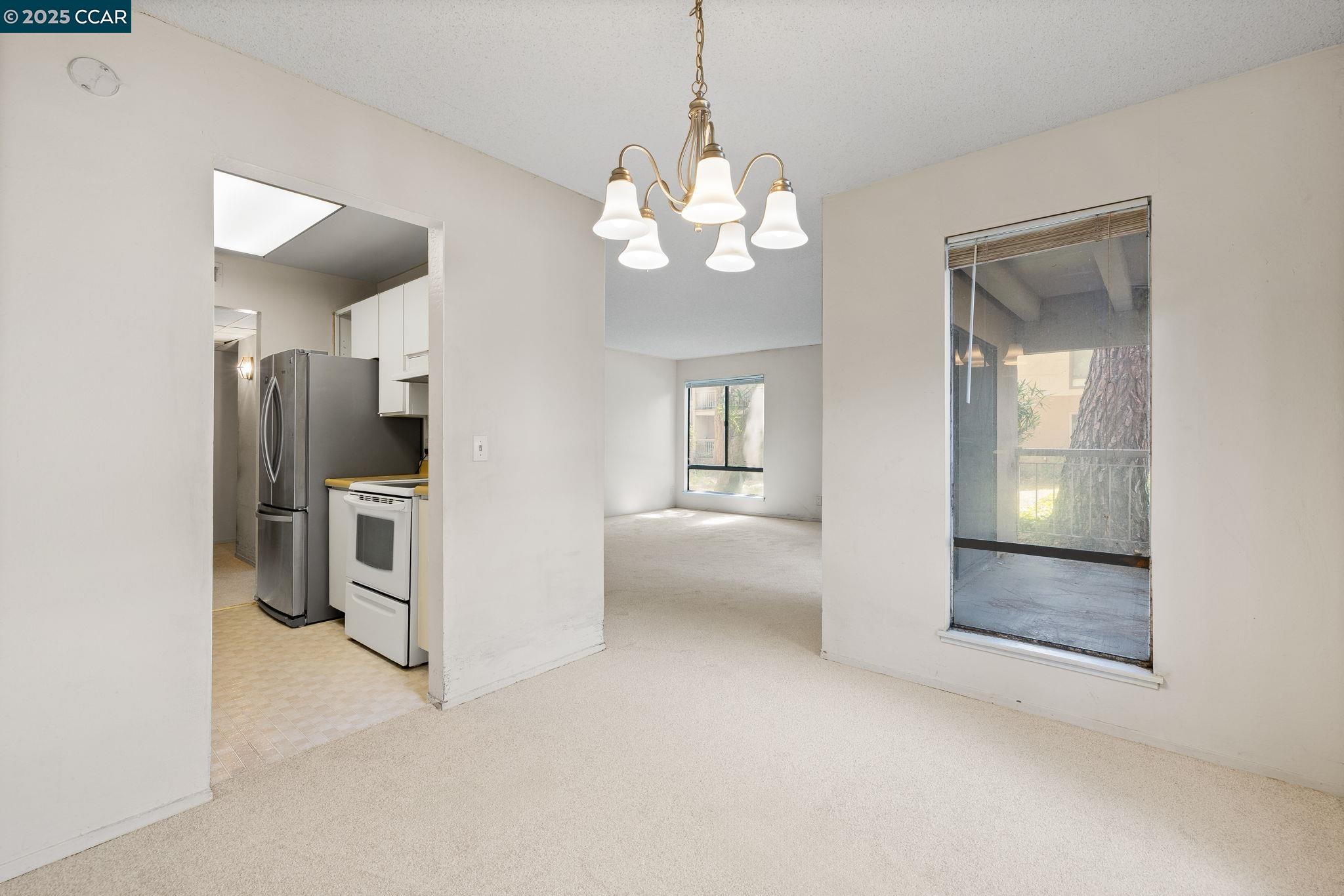 Photo #3: 41104219 Listing 