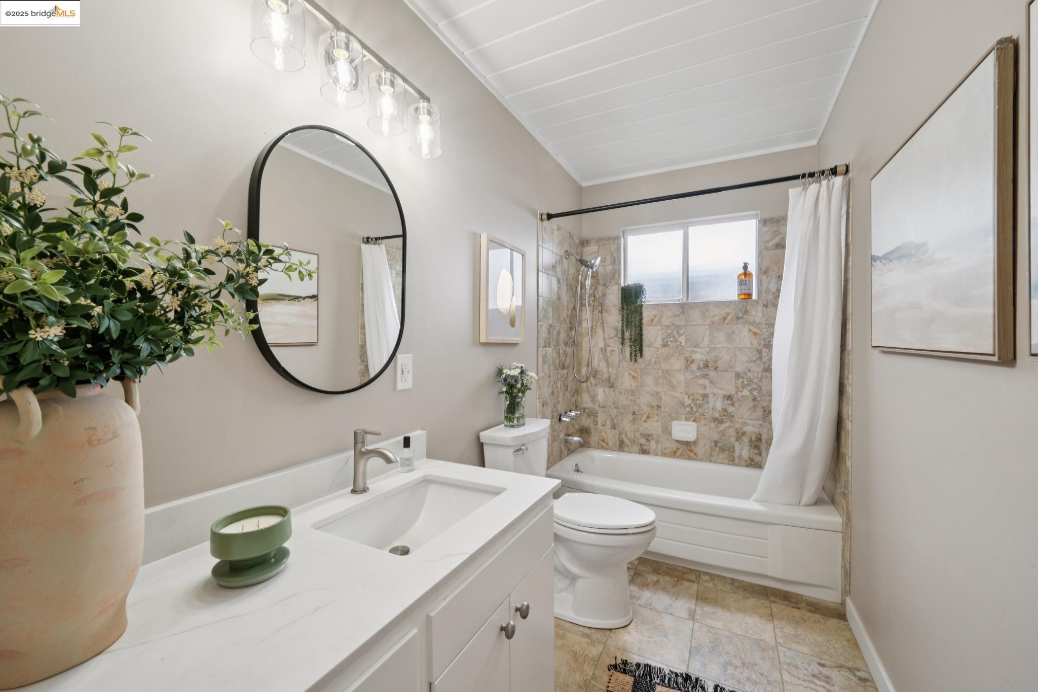 Detail Gallery Image 18 of 31 For 4258 Maple Ave, Oakland,  CA 94602 - 2 Beds | 1 Baths