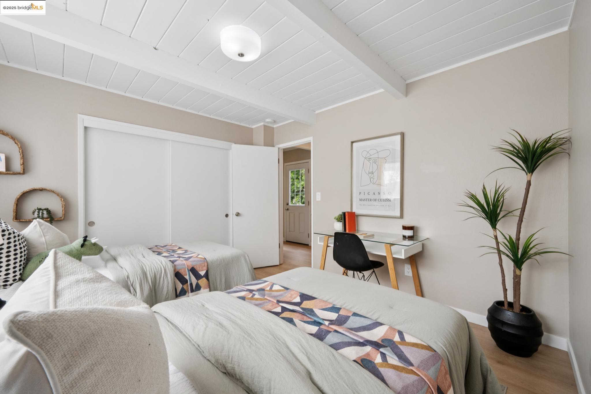 Detail Gallery Image 21 of 31 For 4258 Maple Ave, Oakland,  CA 94602 - 2 Beds | 1 Baths