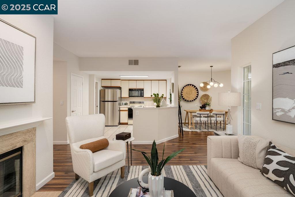 Detail Gallery Image 8 of 33 For 1396 Danville Blvd. #110,  Alamo,  CA 94507 - 2 Beds | 2 Baths