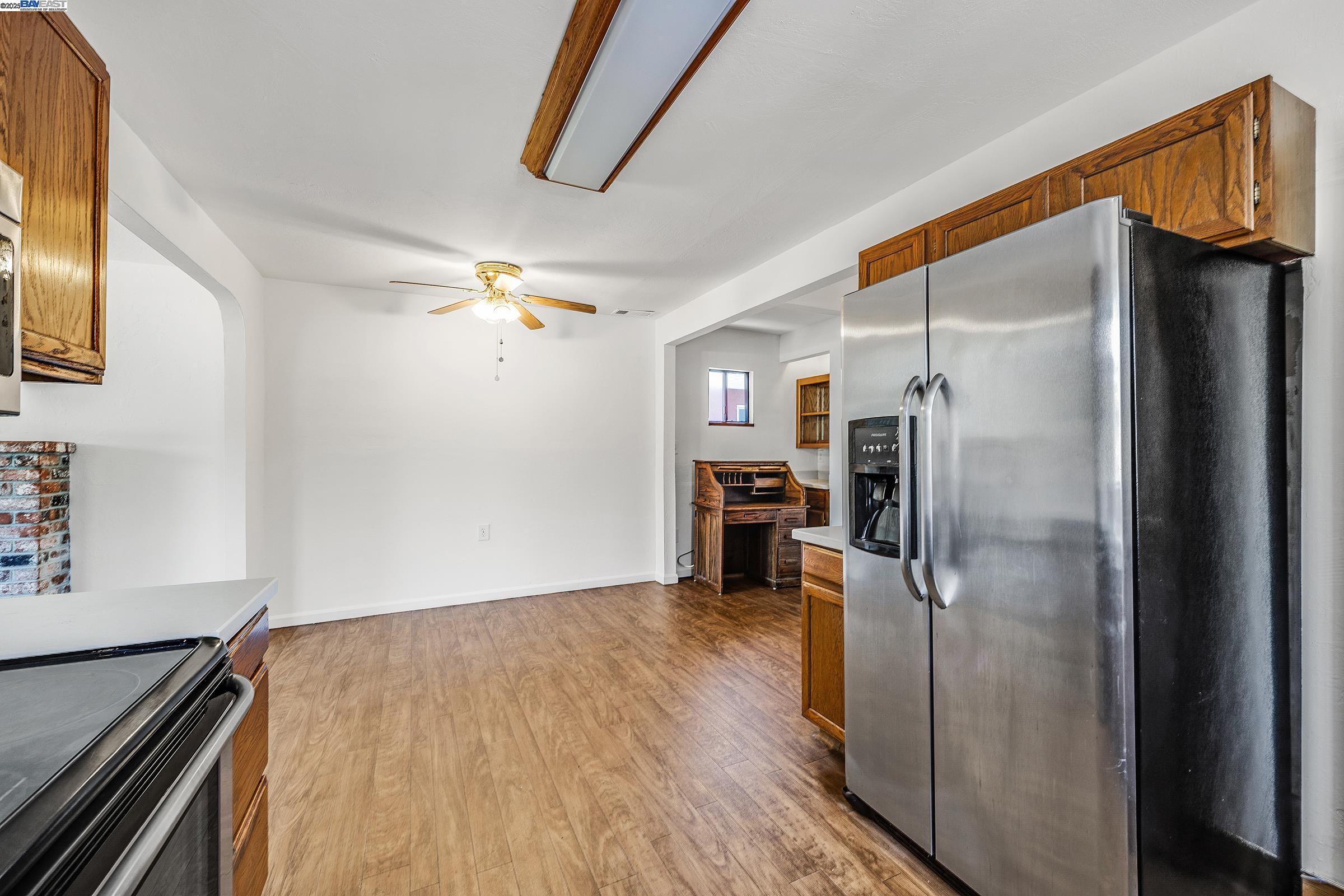 Detail Gallery Image 16 of 36 For 1137 Post St, Alameda,  CA 94501 - 1 Beds | 1/1 Baths