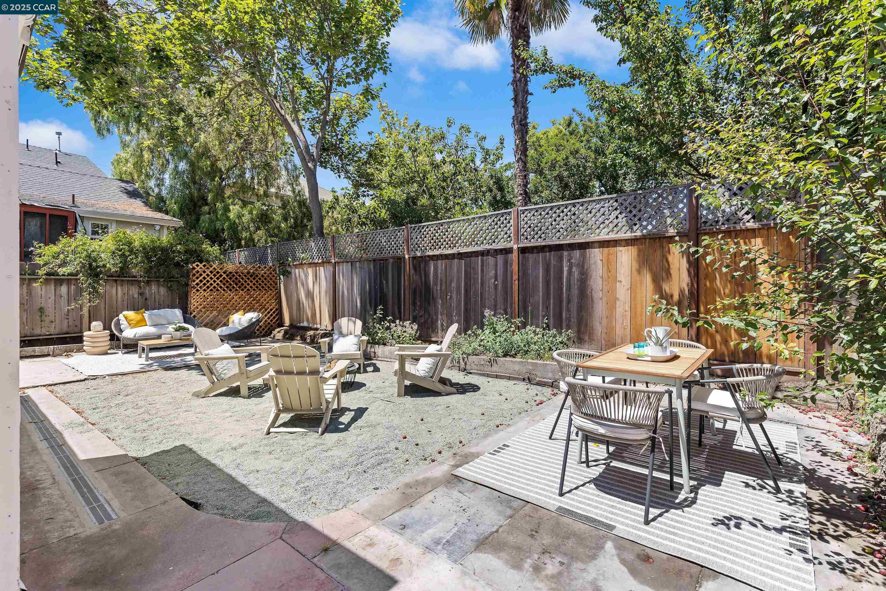 Detail Gallery Image 25 of 37 For 420 48th St, Oakland,  CA 94609 - 4 Beds | 2 Baths