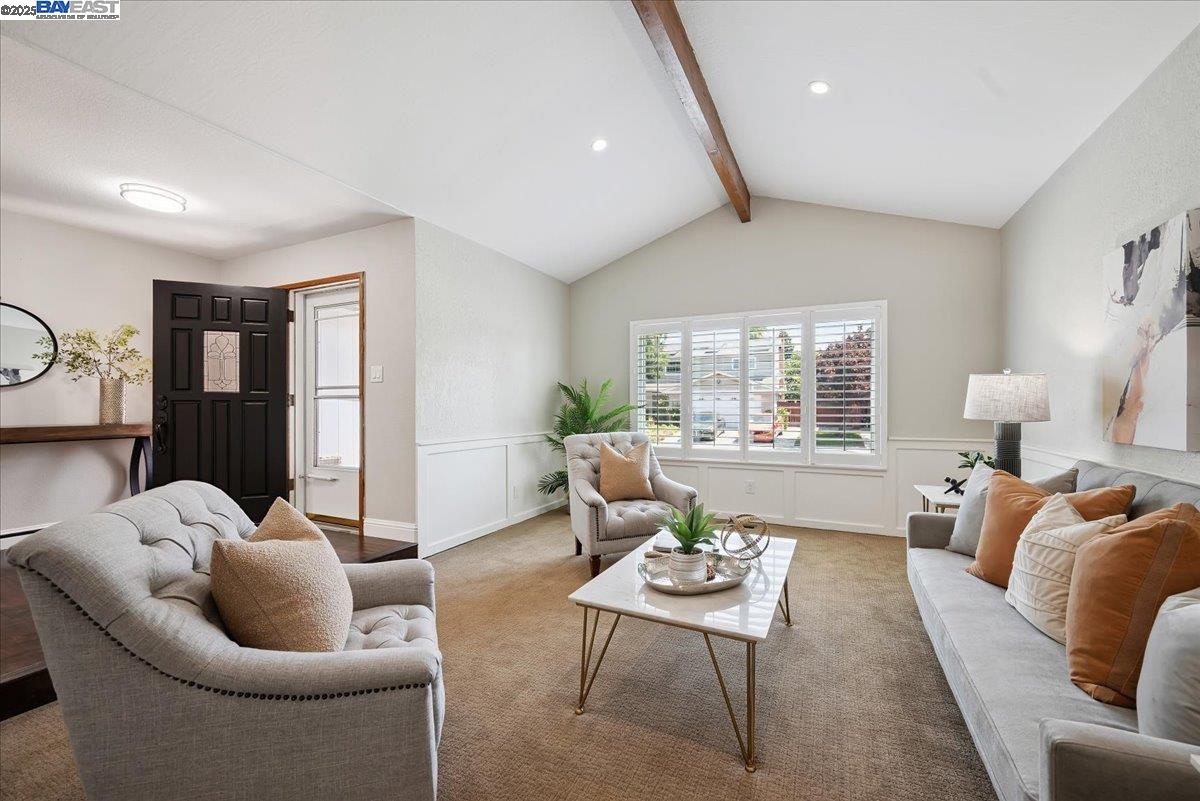 Detail Gallery Image 3 of 42 For 3186 Berkshire Ct, Pleasanton,  CA 94588 - 4 Beds | 2 Baths