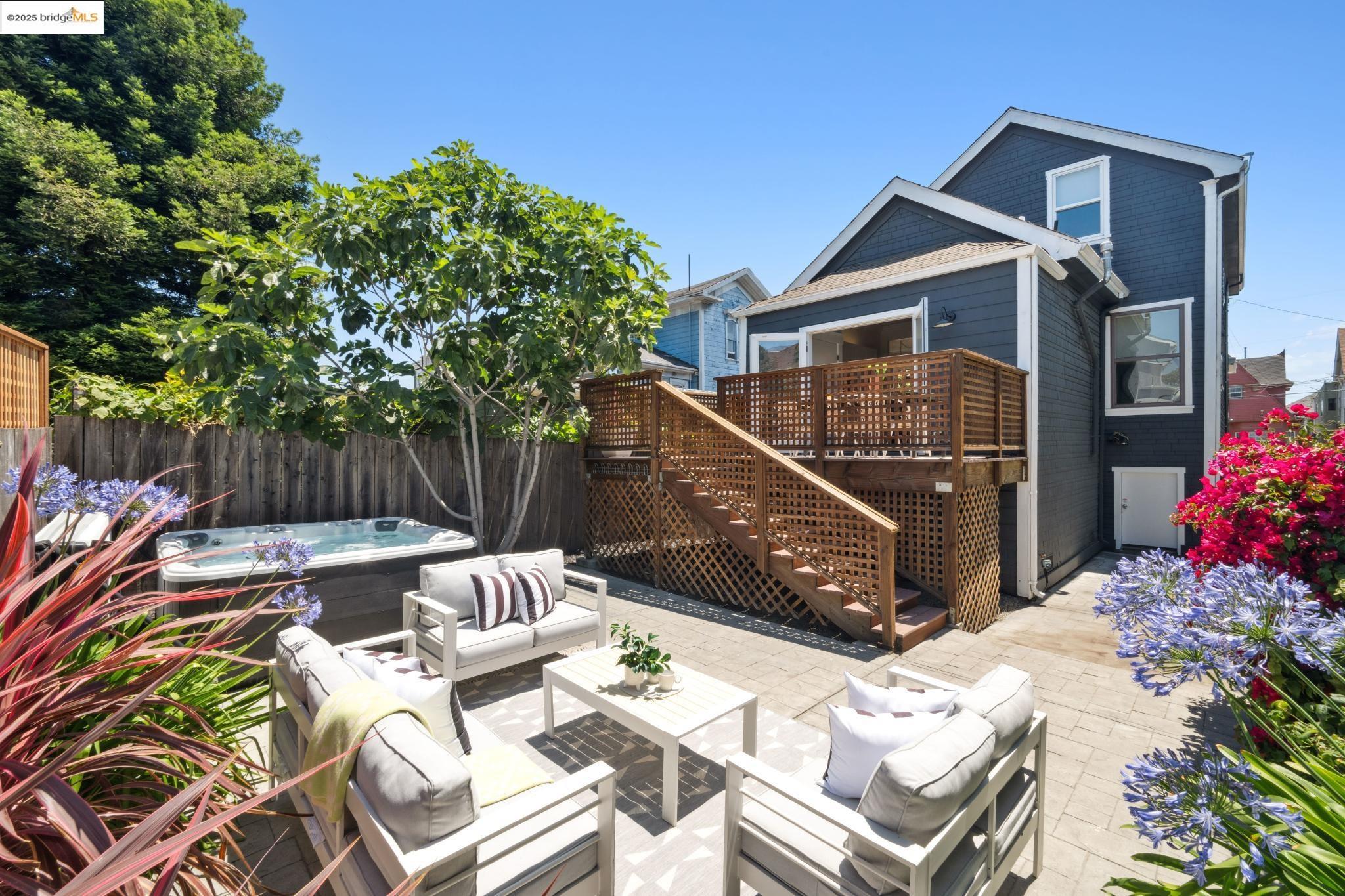 Thumbnail for 682 33rd St, Oakland, CA 94609