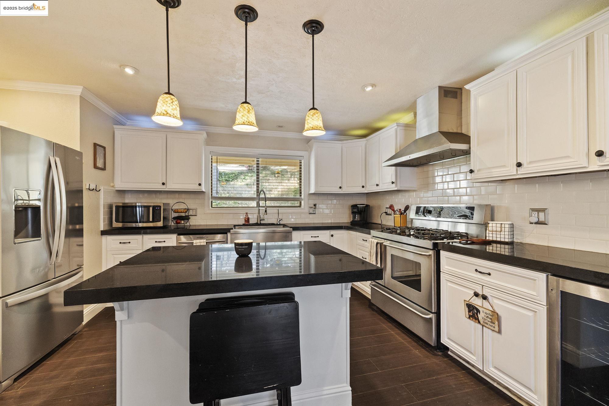 Detail Gallery Image 16 of 50 For 14147 Alder Ln, Sonora,  CA 95370 - 3 Beds | 2/1 Baths