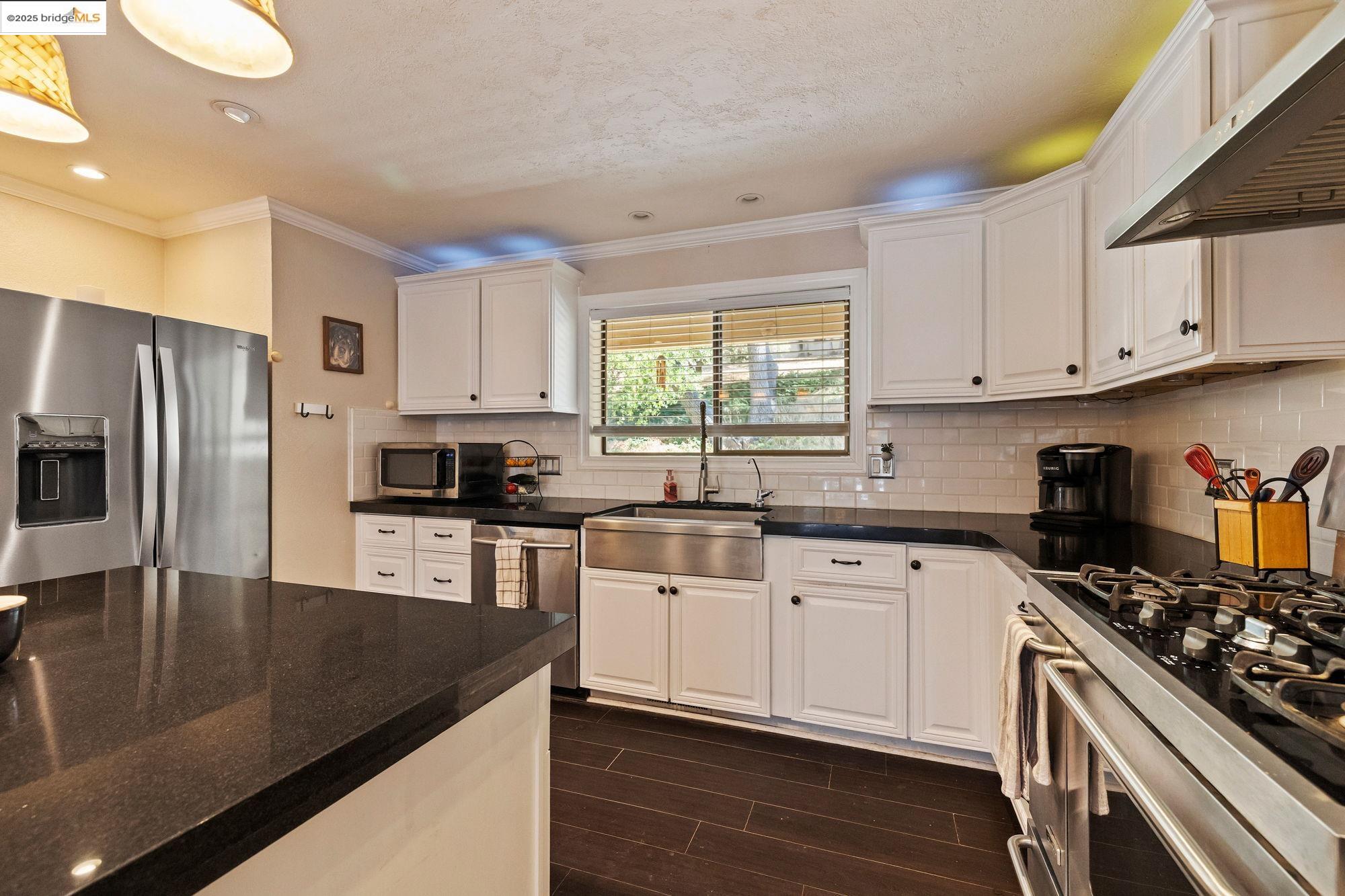 Detail Gallery Image 17 of 50 For 14147 Alder Ln, Sonora,  CA 95370 - 3 Beds | 2/1 Baths