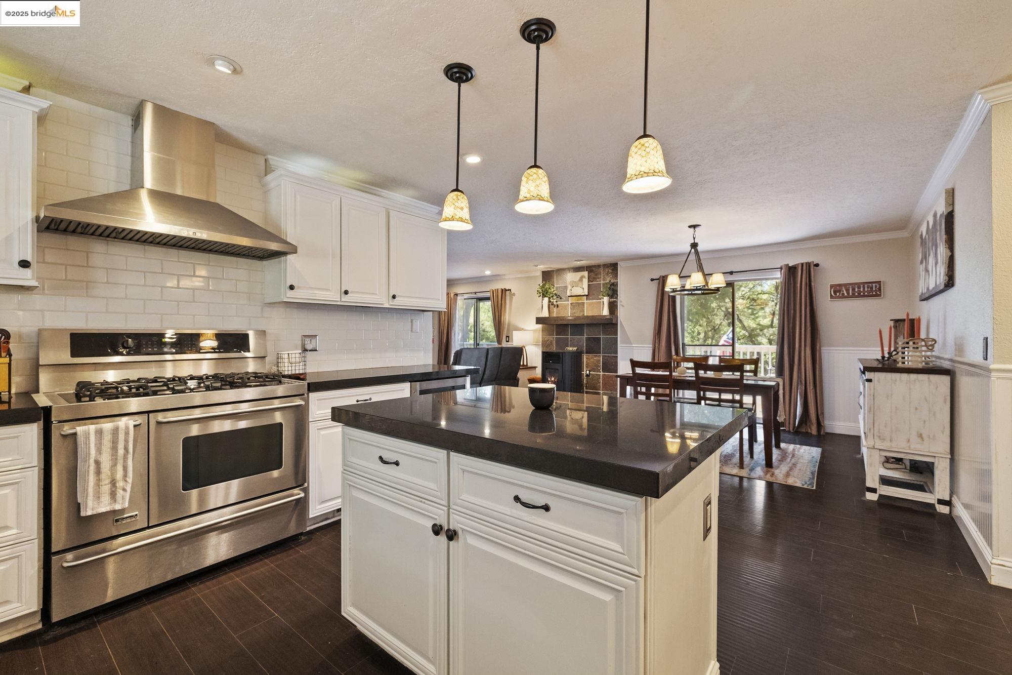 Detail Gallery Image 19 of 50 For 14147 Alder Ln, Sonora,  CA 95370 - 3 Beds | 2/1 Baths