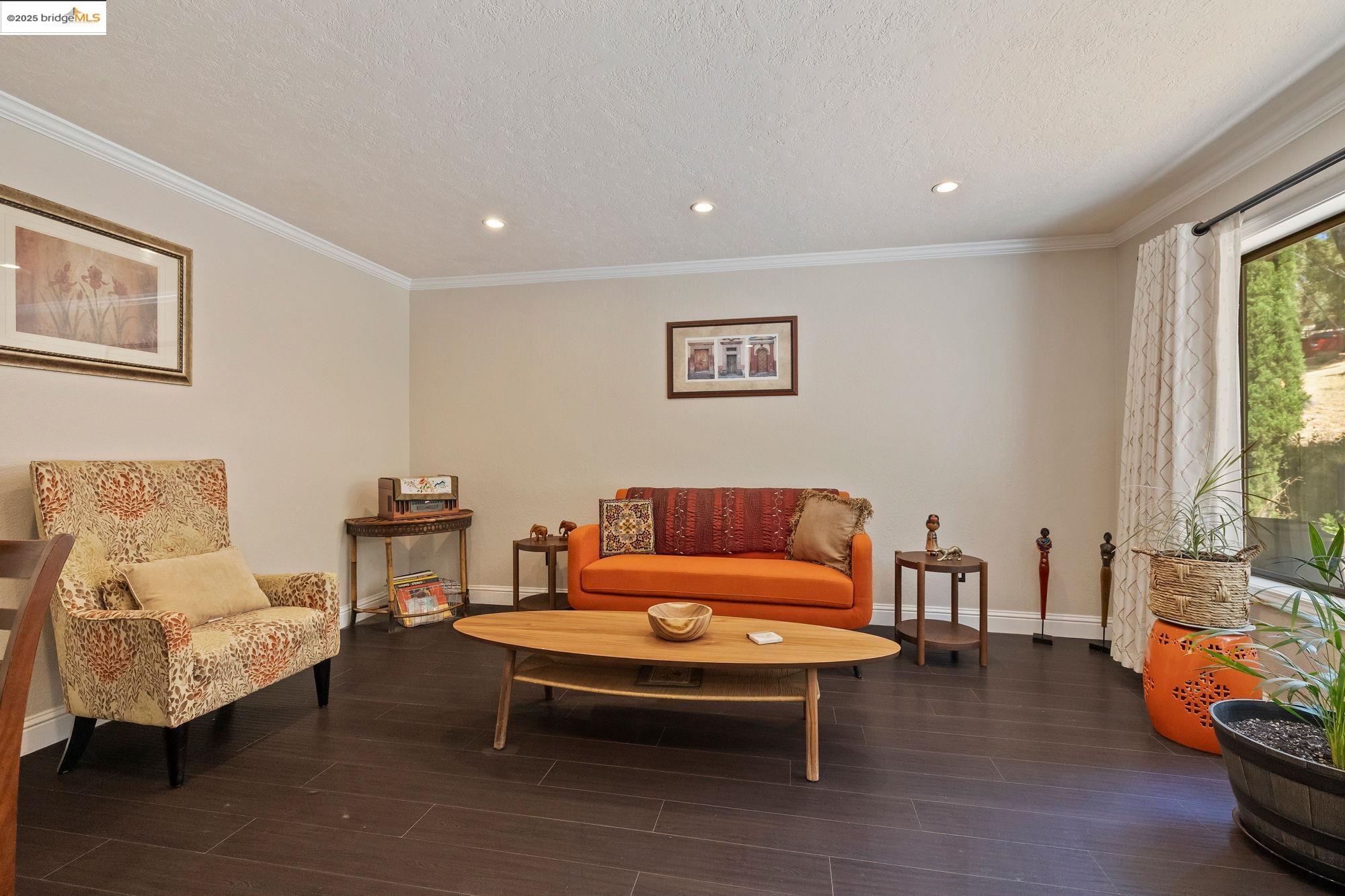 Detail Gallery Image 9 of 50 For 14147 Alder Ln, Sonora,  CA 95370 - 3 Beds | 2/1 Baths