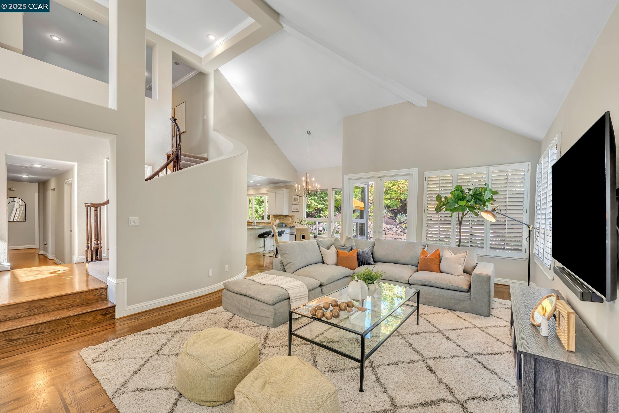 Detail Gallery Image 15 of 59 For 40 Oak Trail Ct, Alamo,  CA 94507 - 4 Beds | 3/1 Baths
