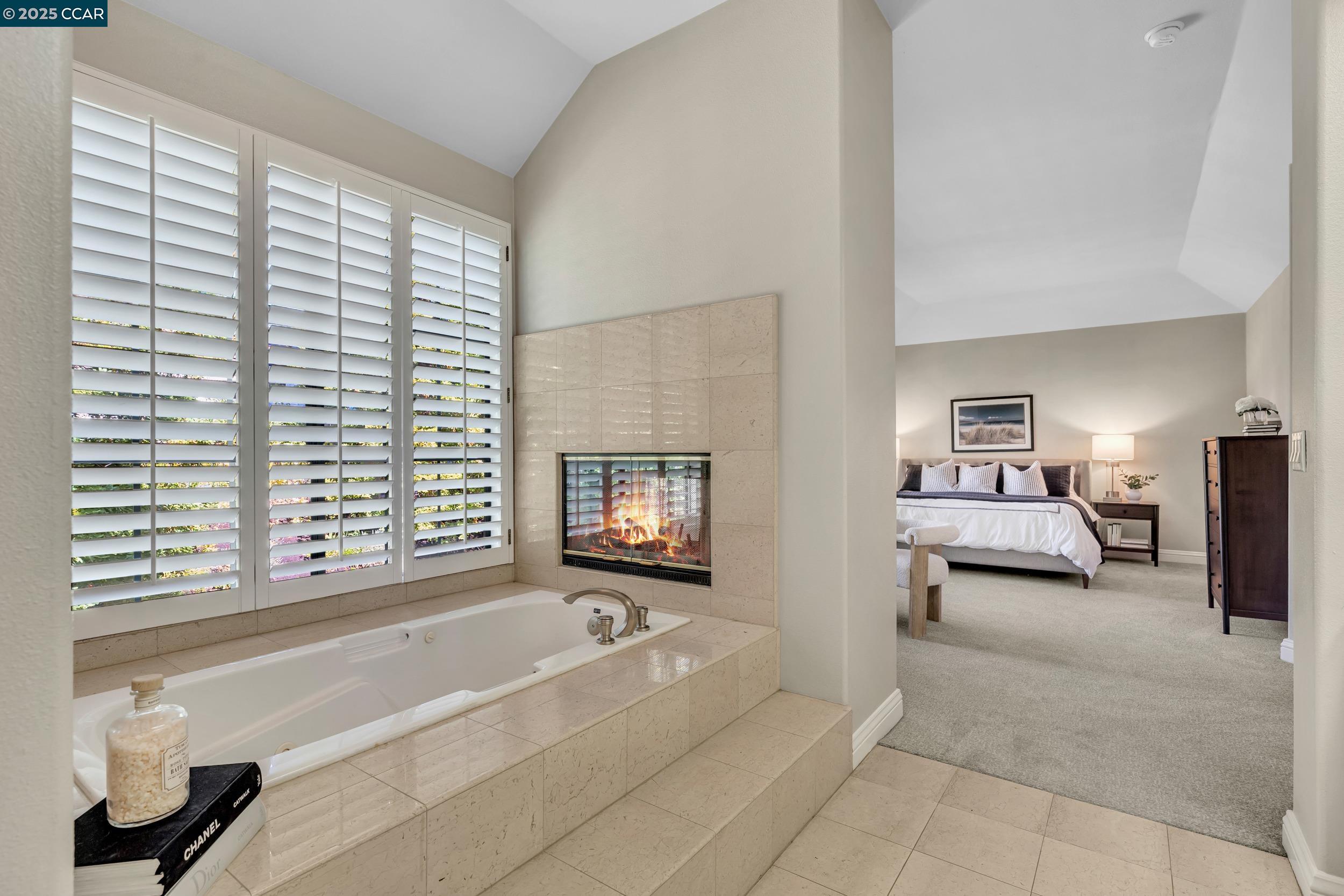 Detail Gallery Image 32 of 59 For 40 Oak Trail Ct, Alamo,  CA 94507 - 4 Beds | 3/1 Baths