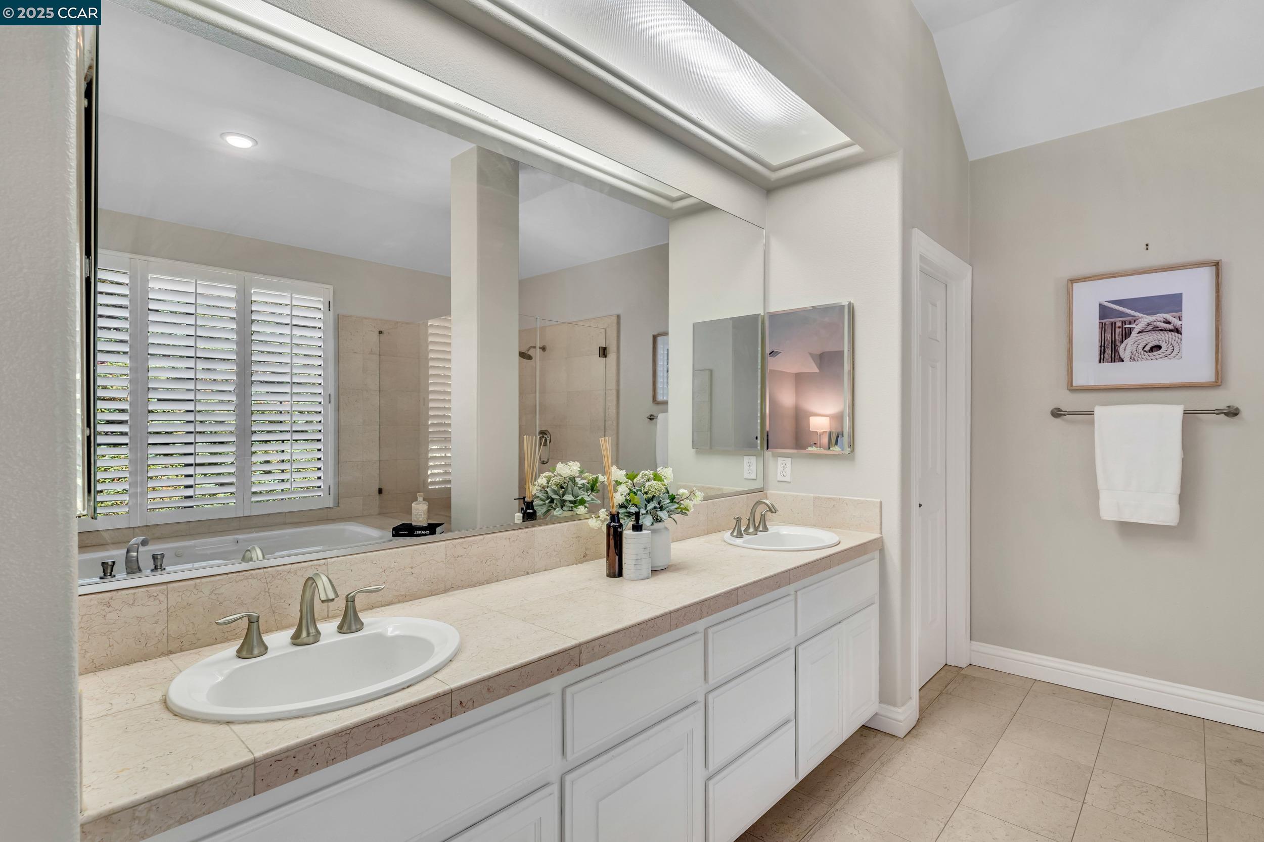 Detail Gallery Image 34 of 59 For 40 Oak Trail Ct, Alamo,  CA 94507 - 4 Beds | 3/1 Baths