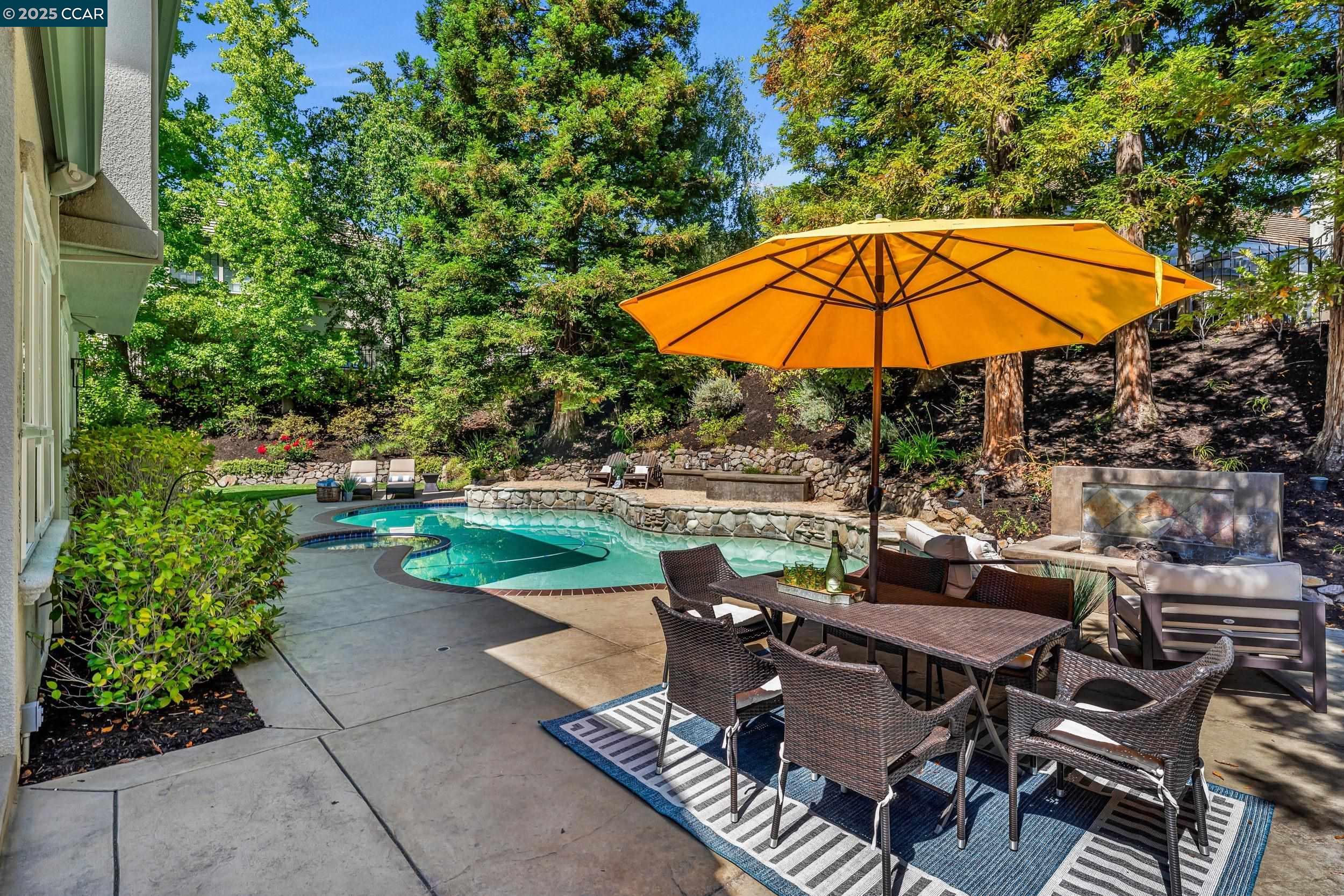 Detail Gallery Image 43 of 59 For 40 Oak Trail Ct, Alamo,  CA 94507 - 4 Beds | 3/1 Baths