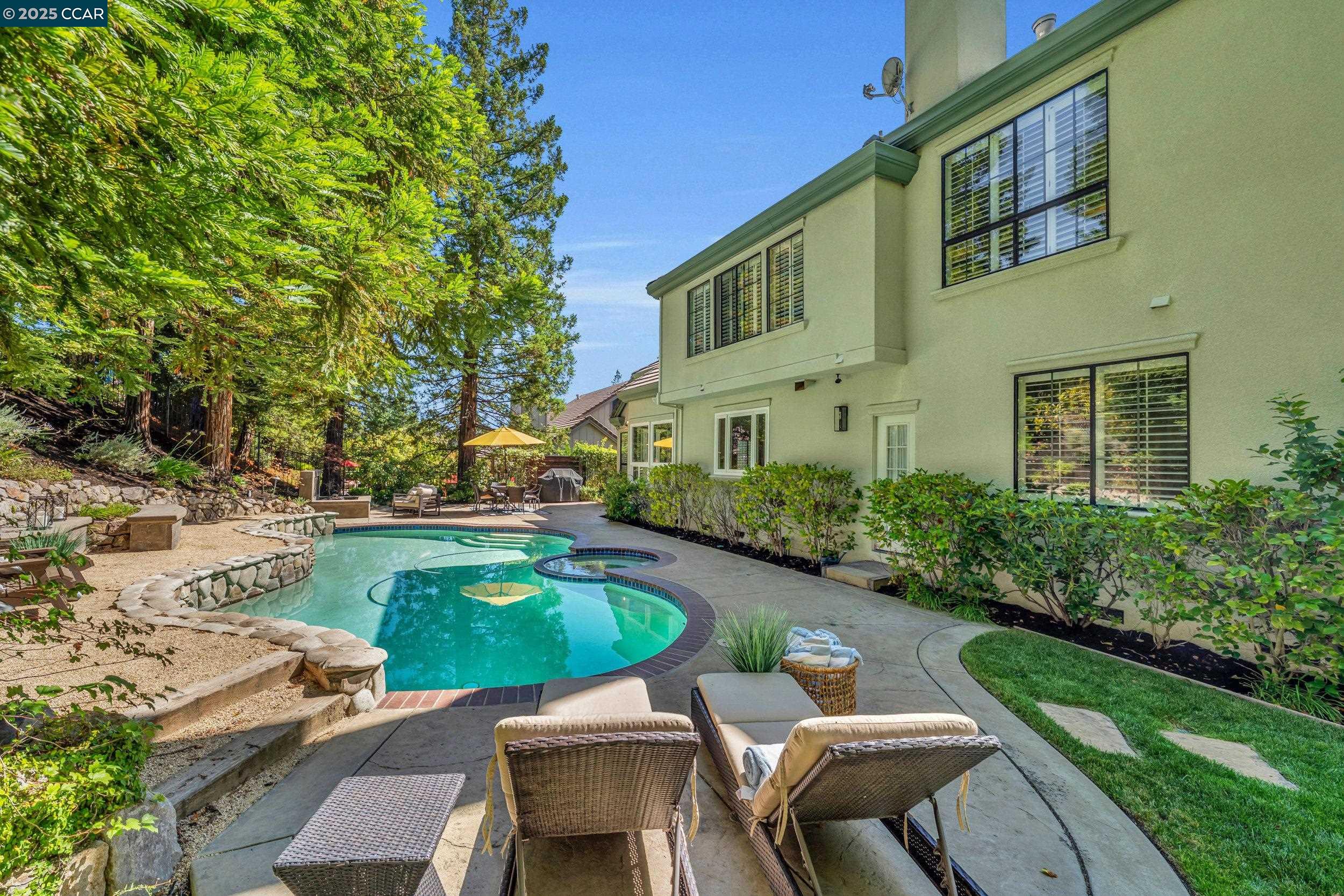 Detail Gallery Image 44 of 59 For 40 Oak Trail Ct, Alamo,  CA 94507 - 4 Beds | 3/1 Baths