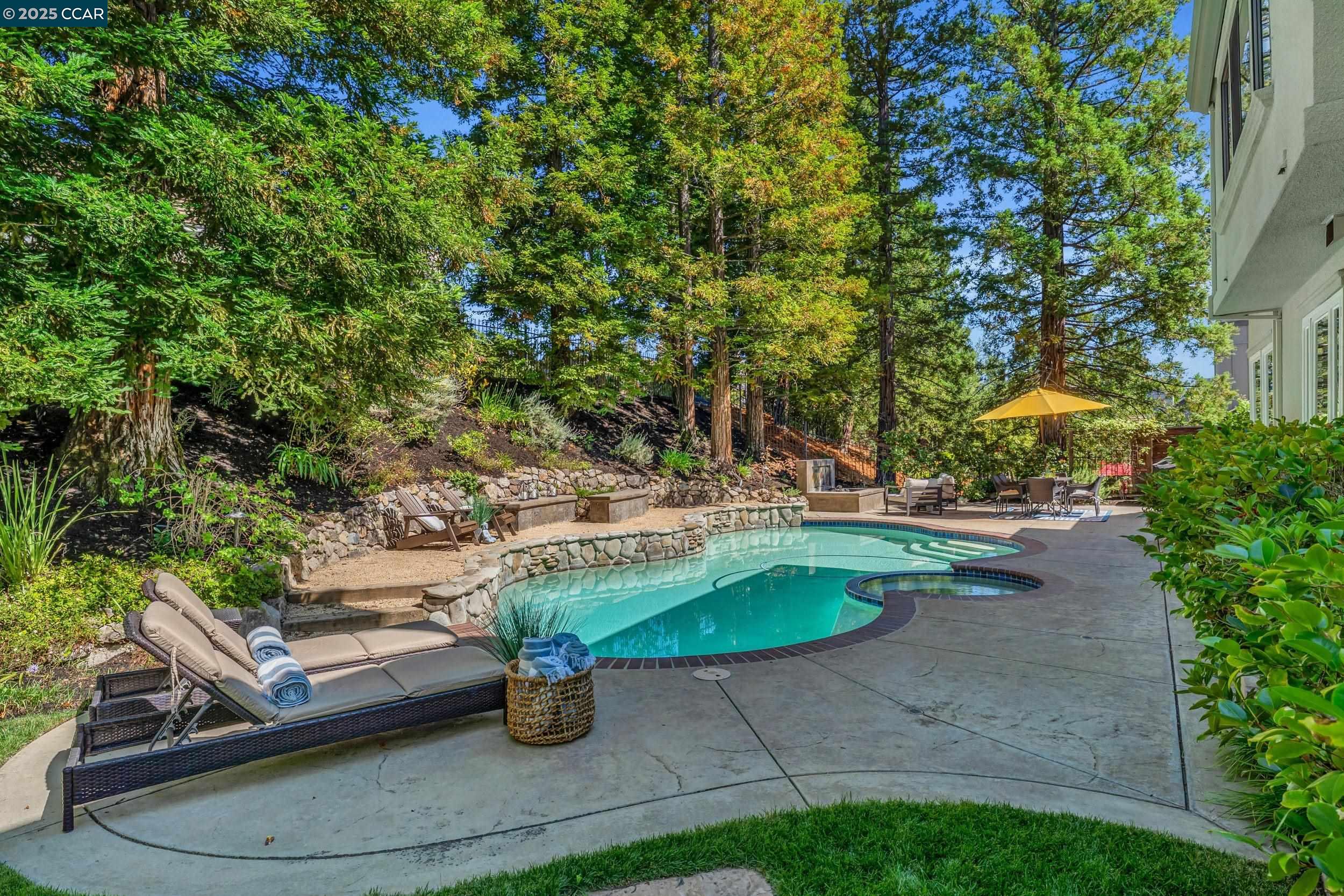 Detail Gallery Image 45 of 59 For 40 Oak Trail Ct, Alamo,  CA 94507 - 4 Beds | 3/1 Baths
