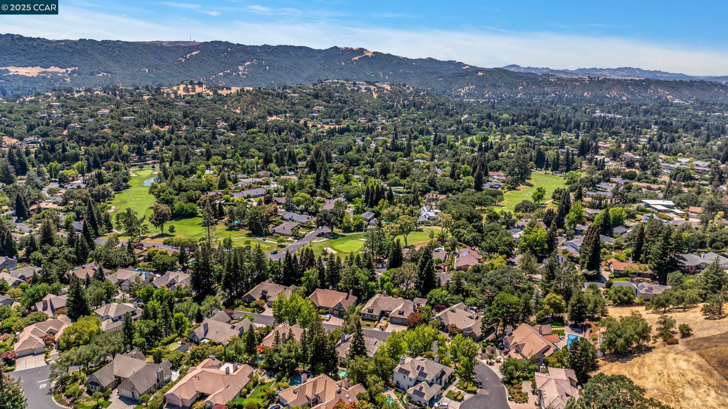 Detail Gallery Image 55 of 59 For 40 Oak Trail Ct, Alamo,  CA 94507 - 4 Beds | 3/1 Baths