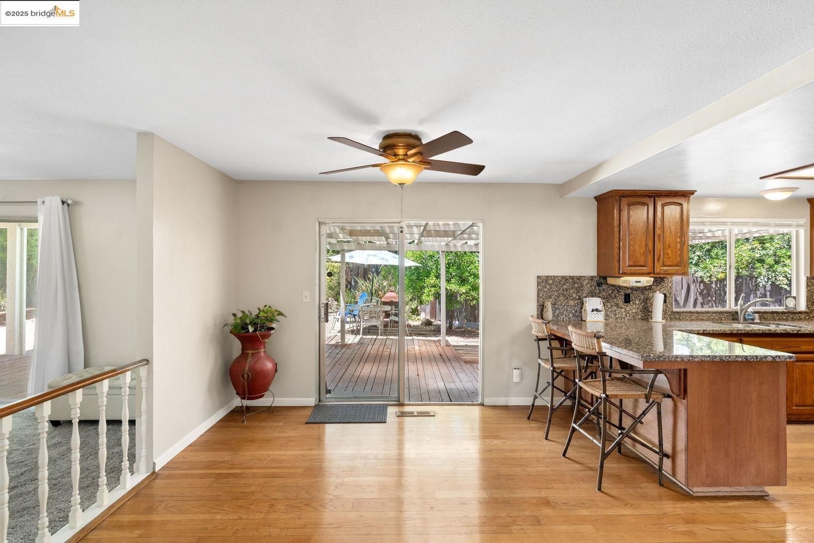 Detail Gallery Image 16 of 44 For 3300 Ashburton Dr, Antioch,  CA 94509 - 4 Beds | 2/1 Baths